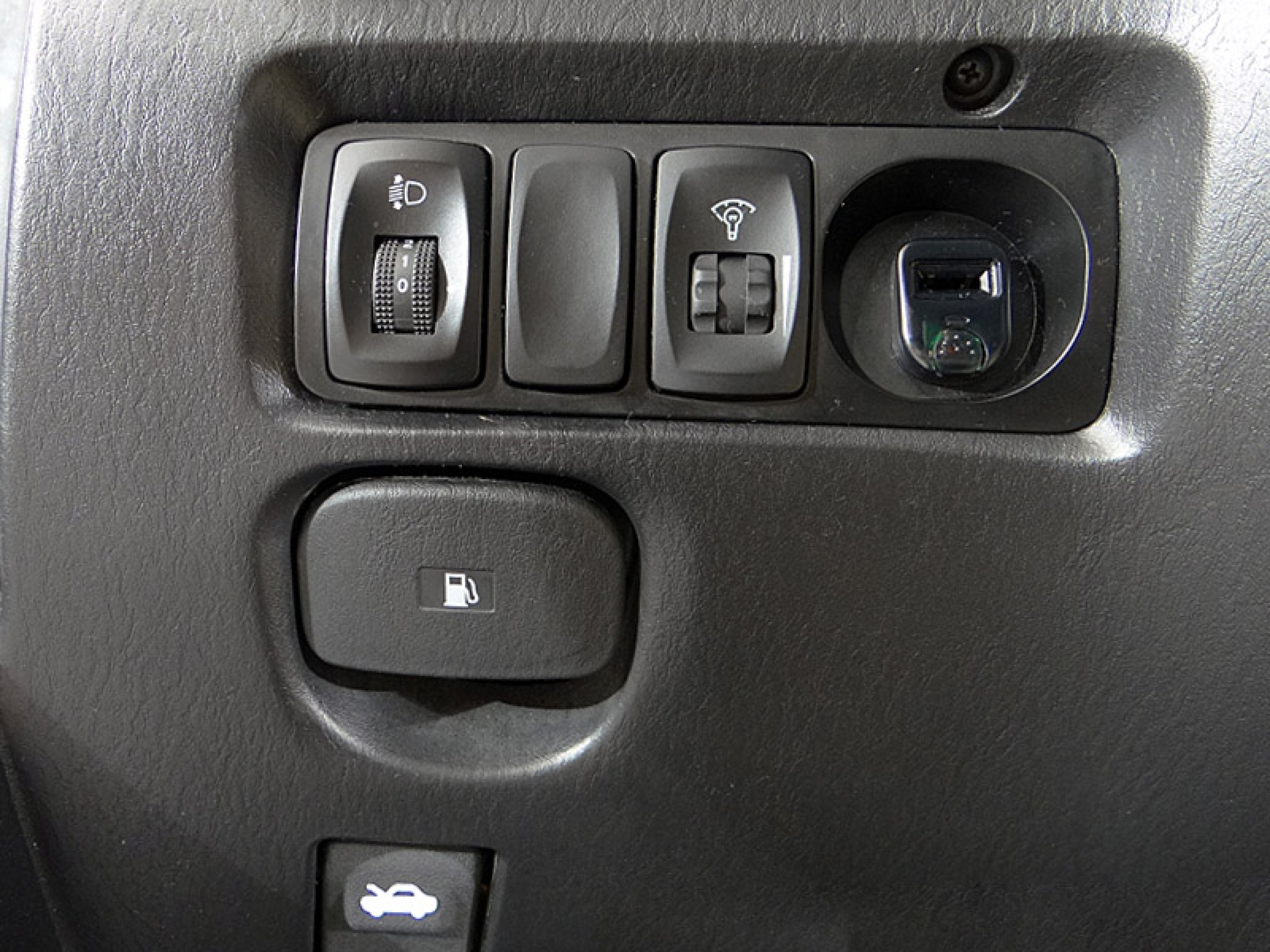 Foto Hyundai H-1 33