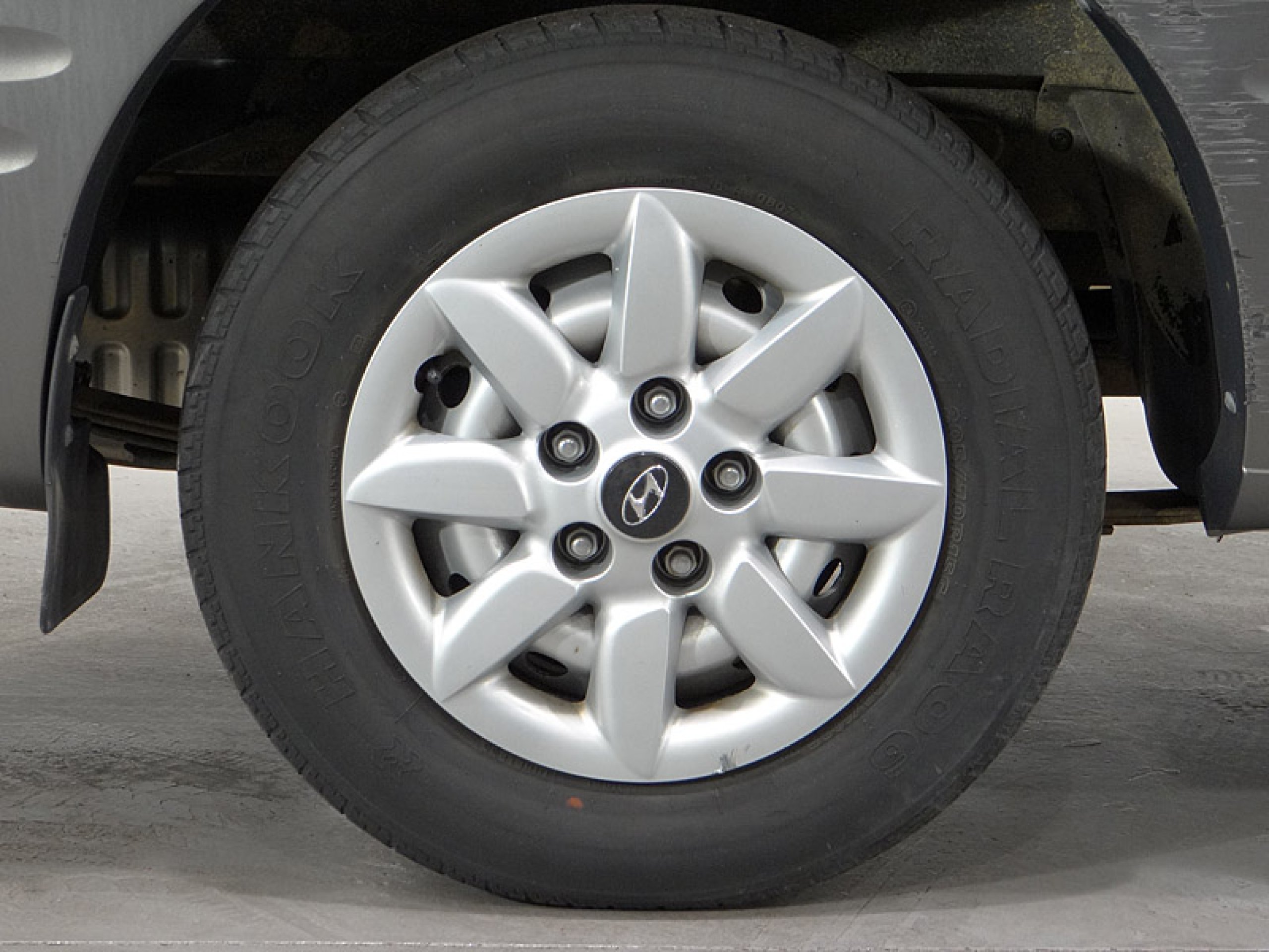 Foto Hyundai H-1 38