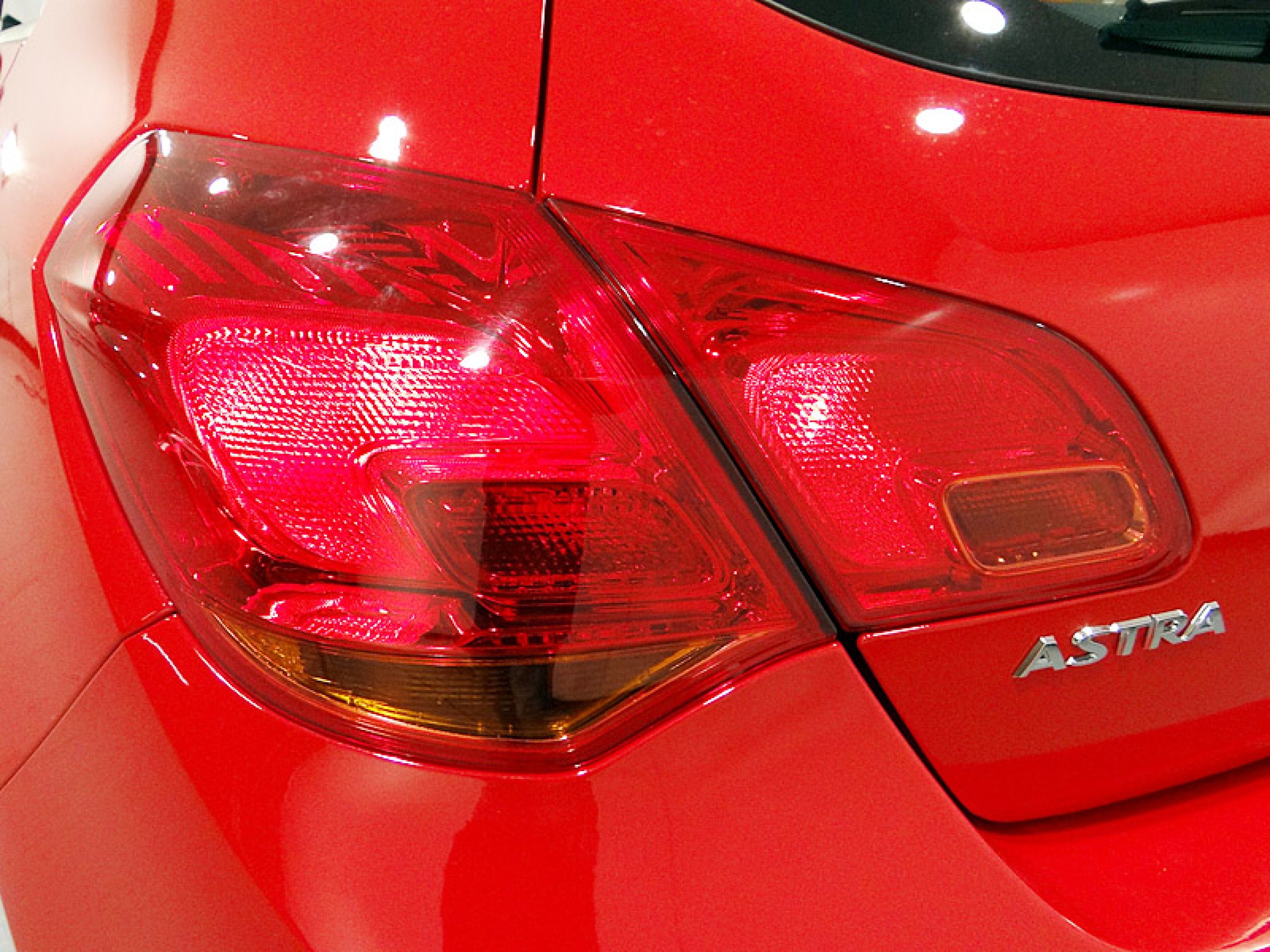 Foto Opel Astra 14