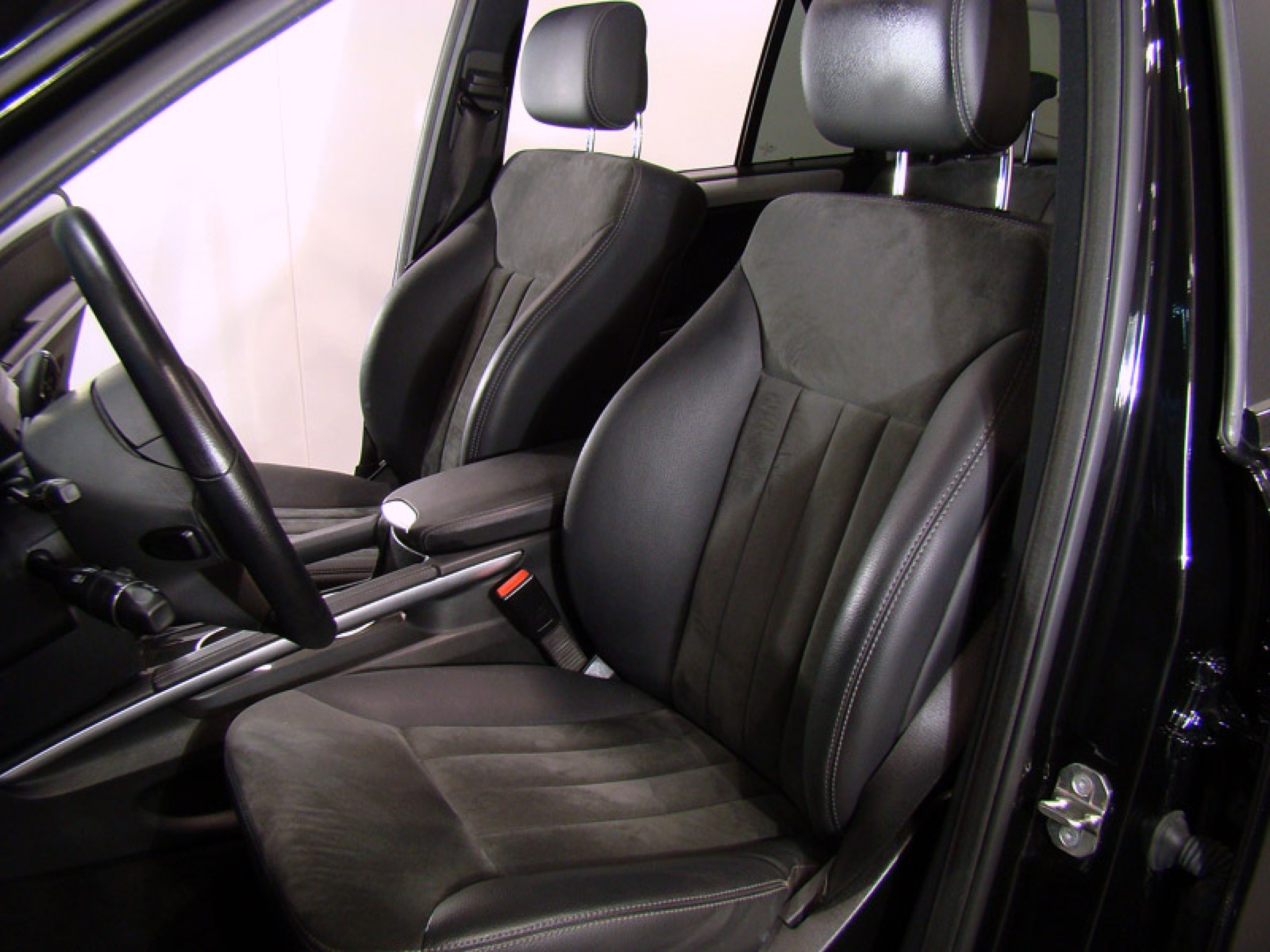 Foto Mercedes-Benz ML 320 26