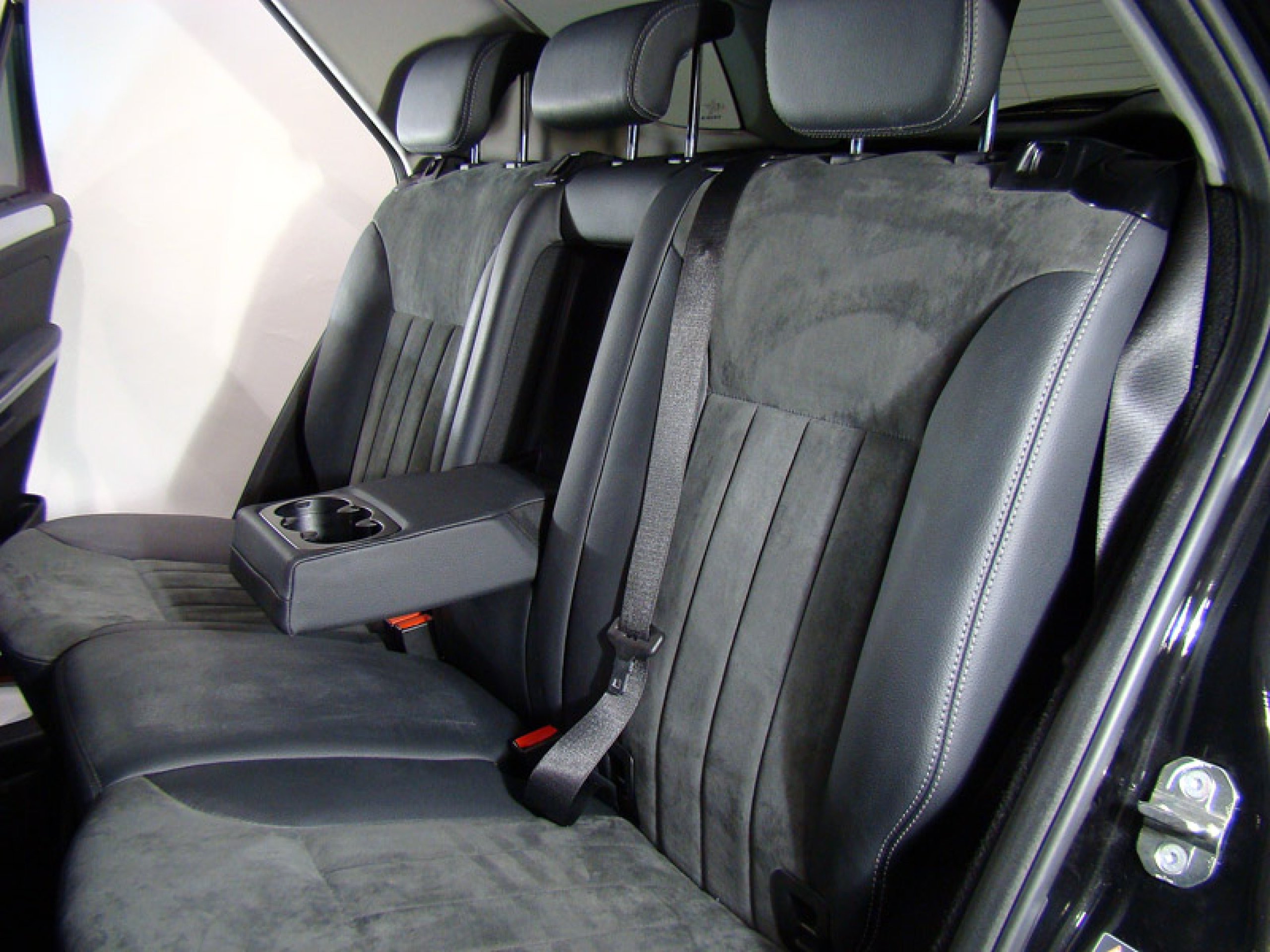 Foto Mercedes-Benz ML 320 29