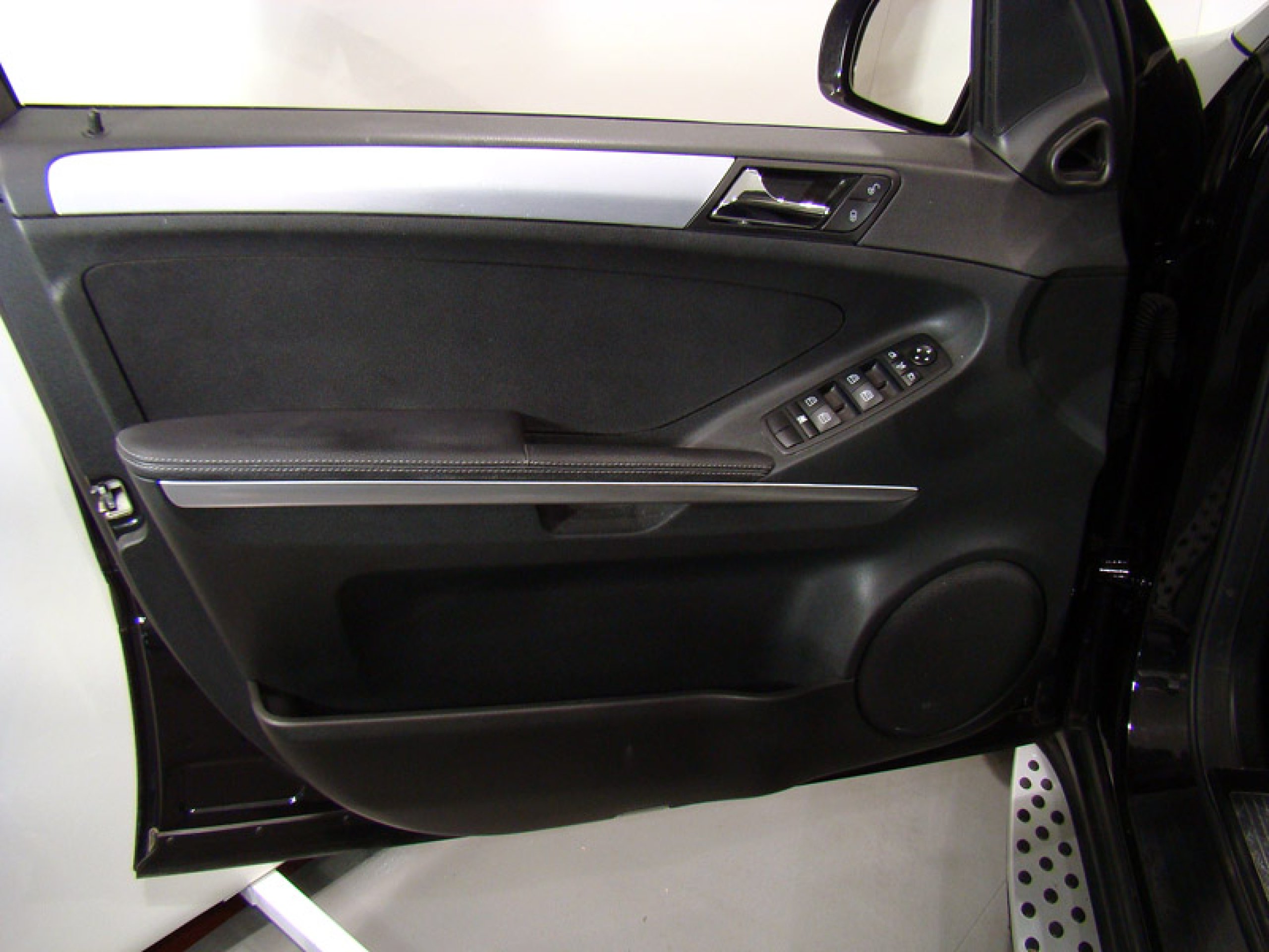 Foto Mercedes-Benz ML 320 30