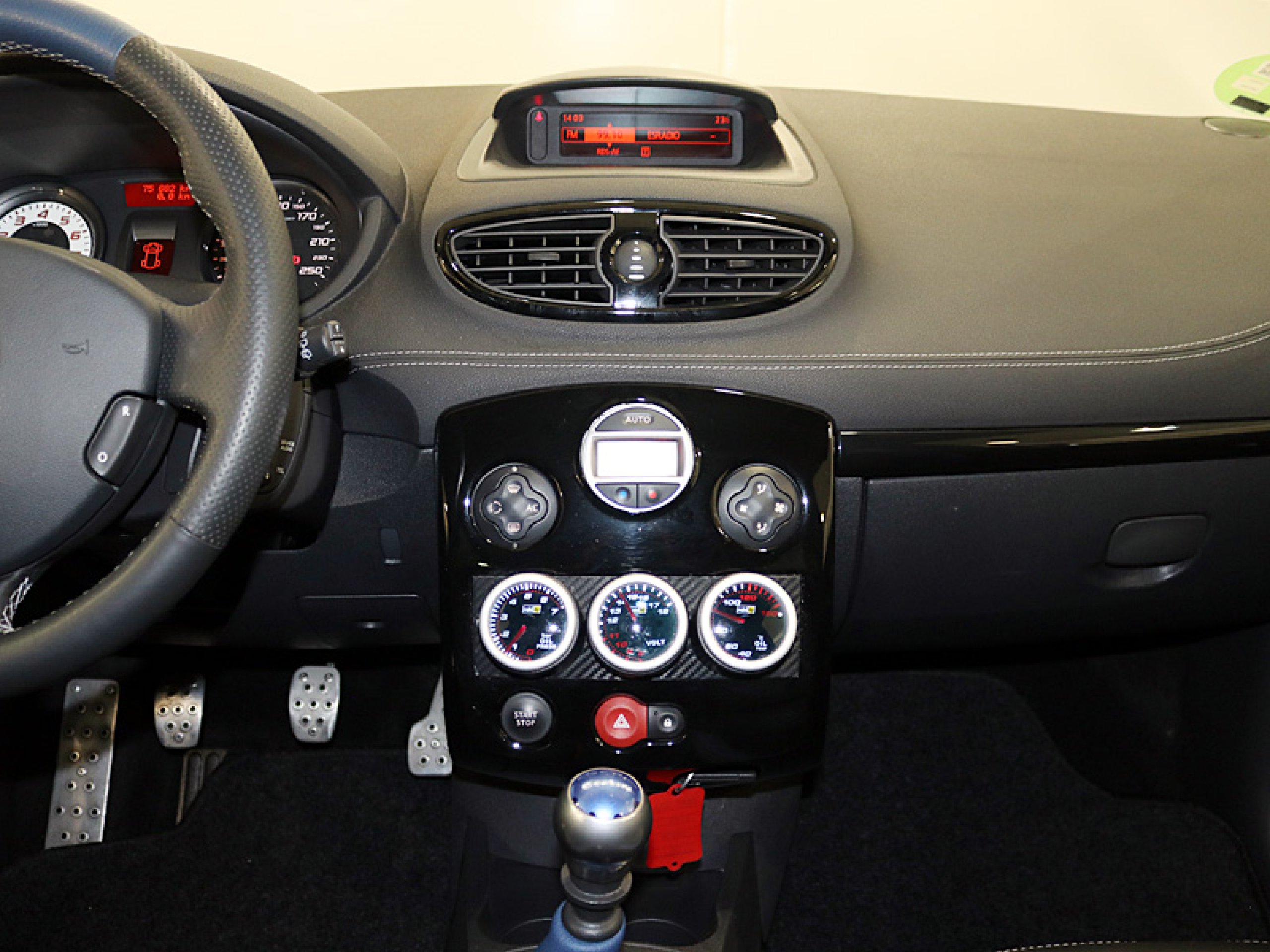 Foto Renault Clio 23