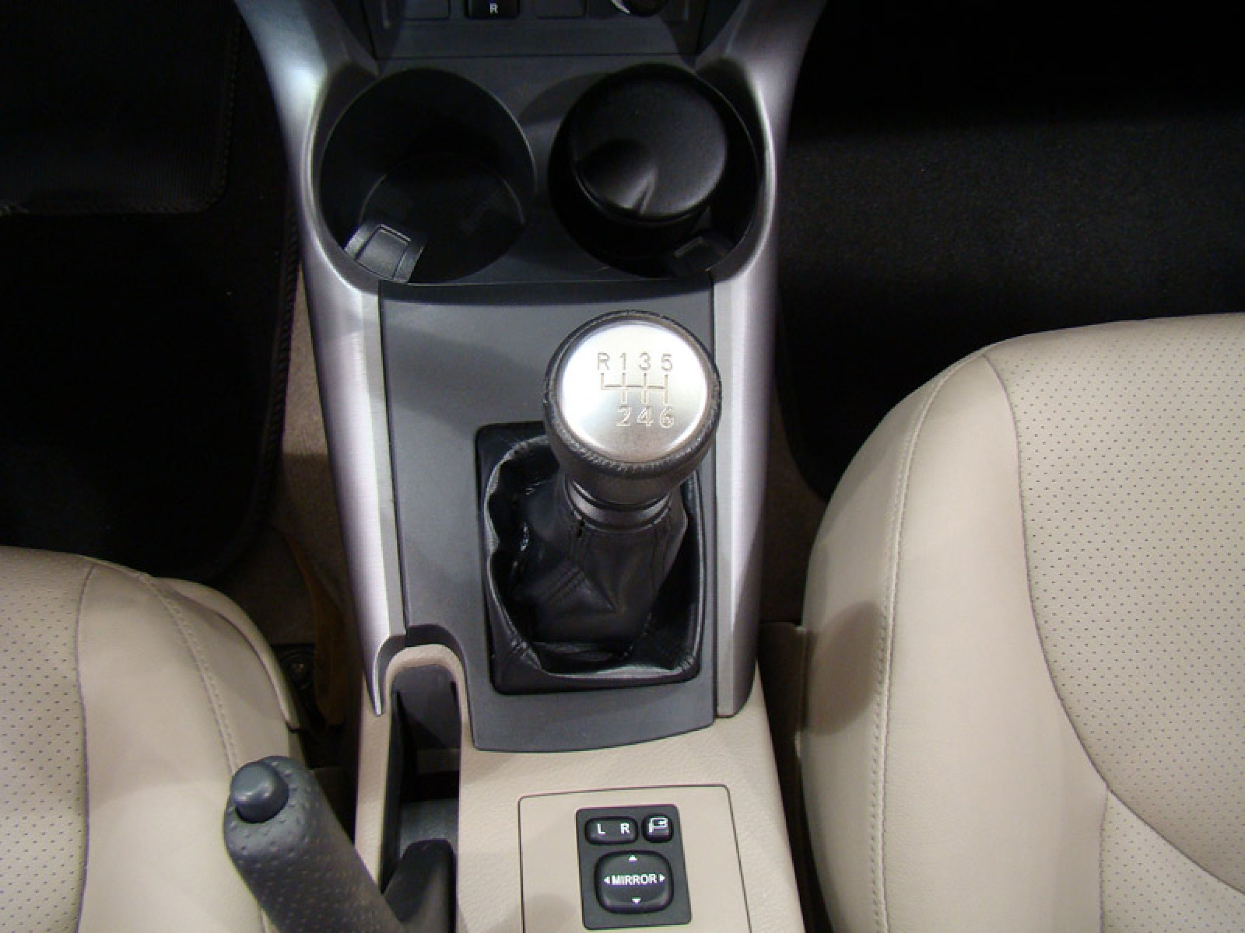 Foto Toyota Rav4 28