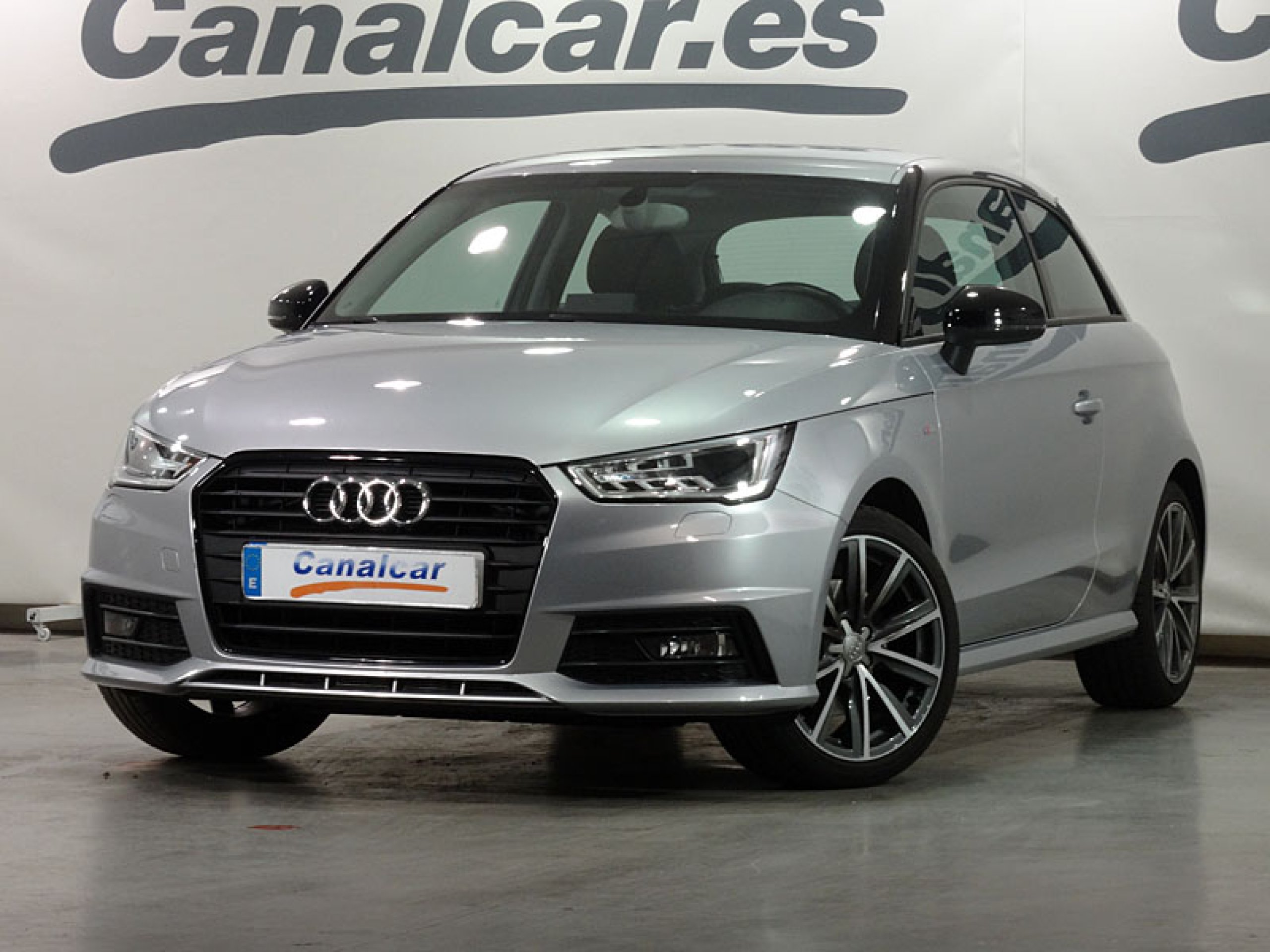 Foto 1 del Audi A1 1.6 TDI Attraction 116CV