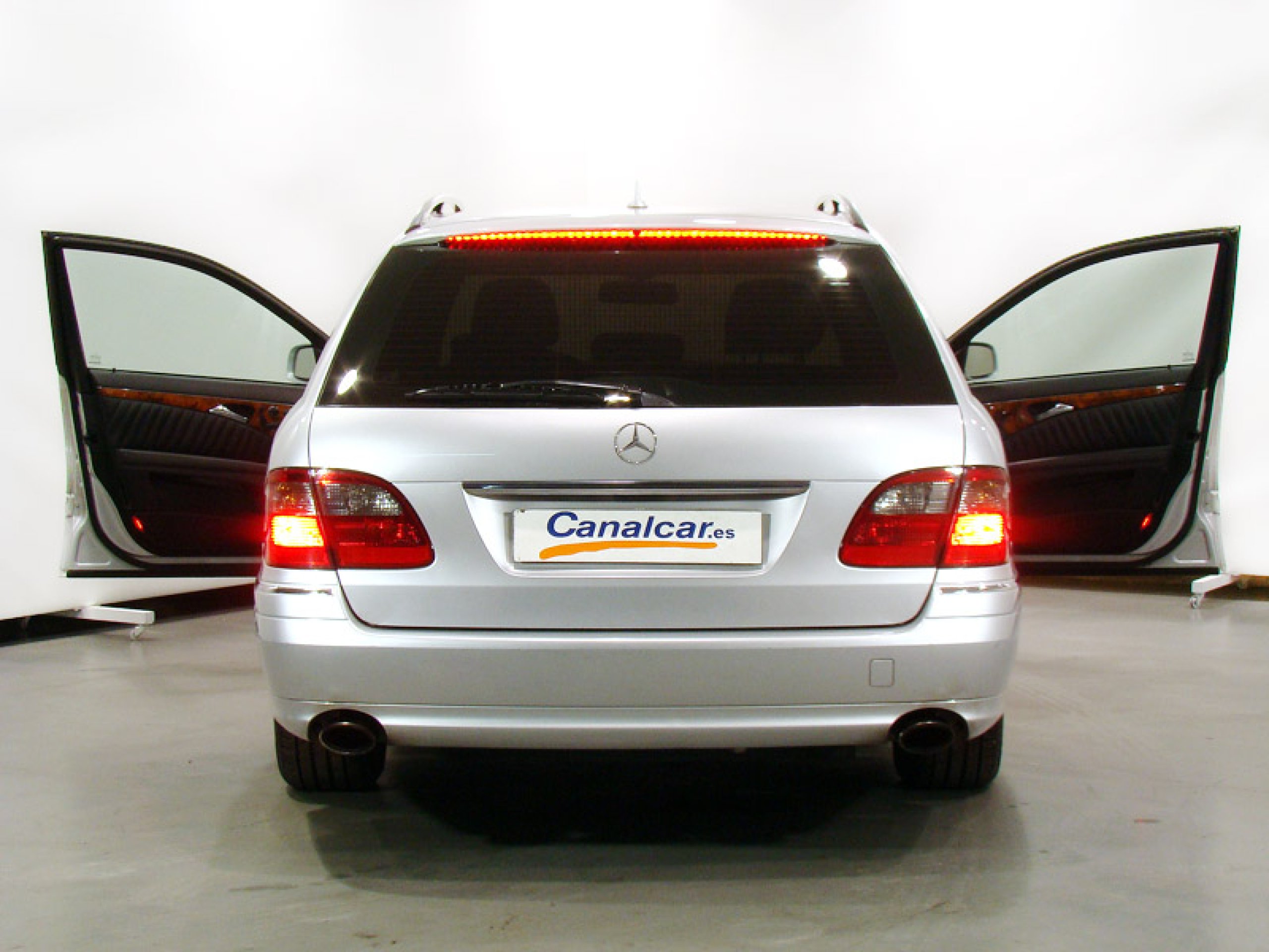 Foto Mercedes-Benz E 320 9