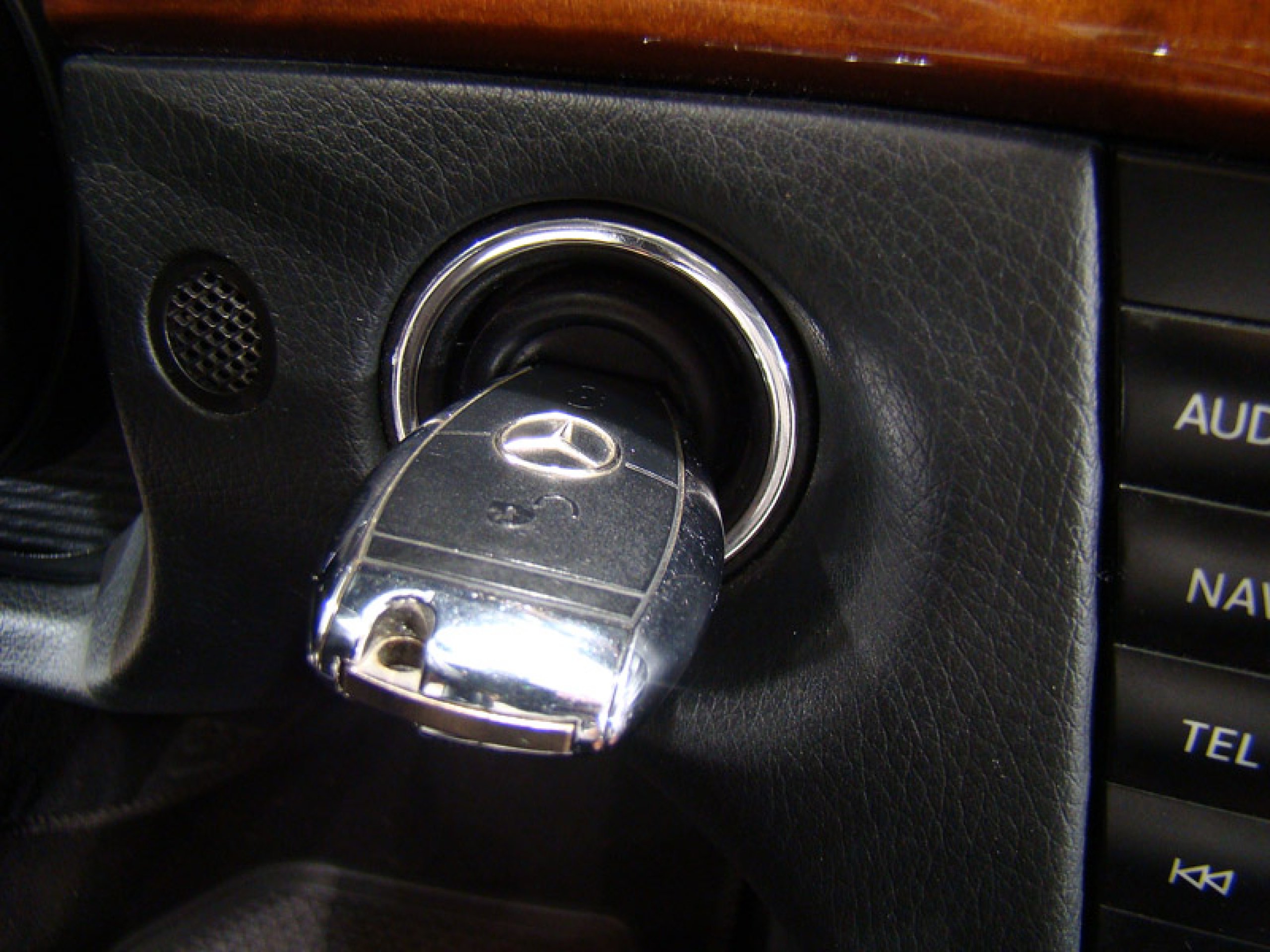 Foto Mercedes-Benz E 320 48