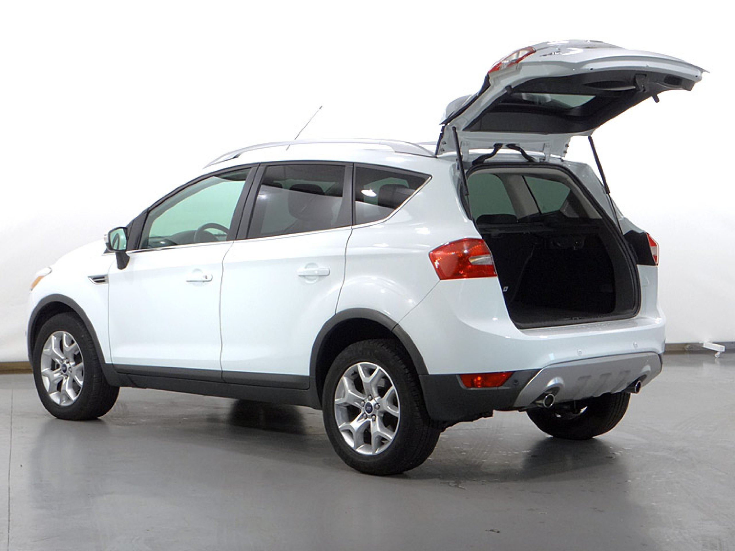 Foto Ford Kuga 10