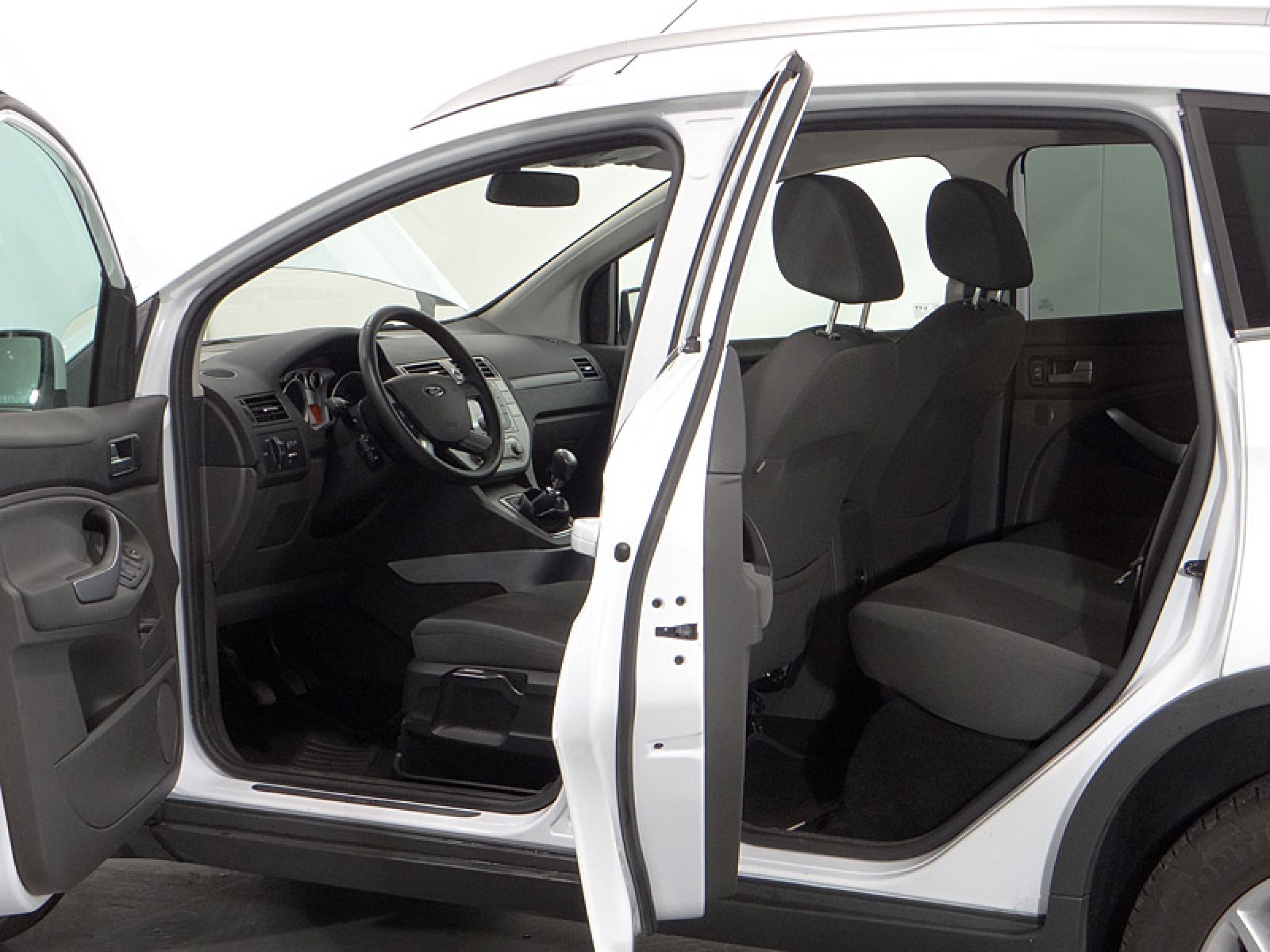 Foto Ford Kuga 23