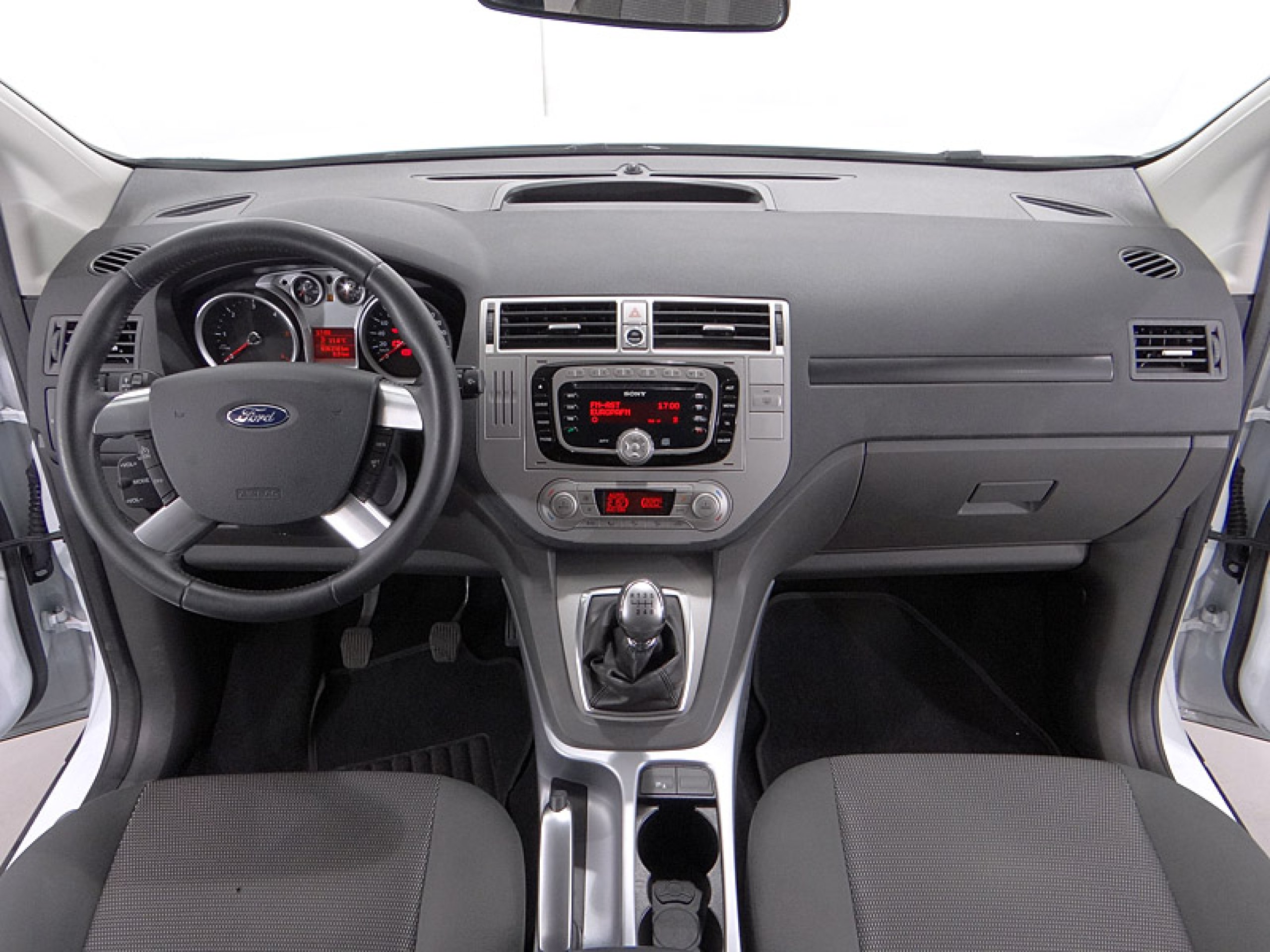 Foto Ford Kuga 31