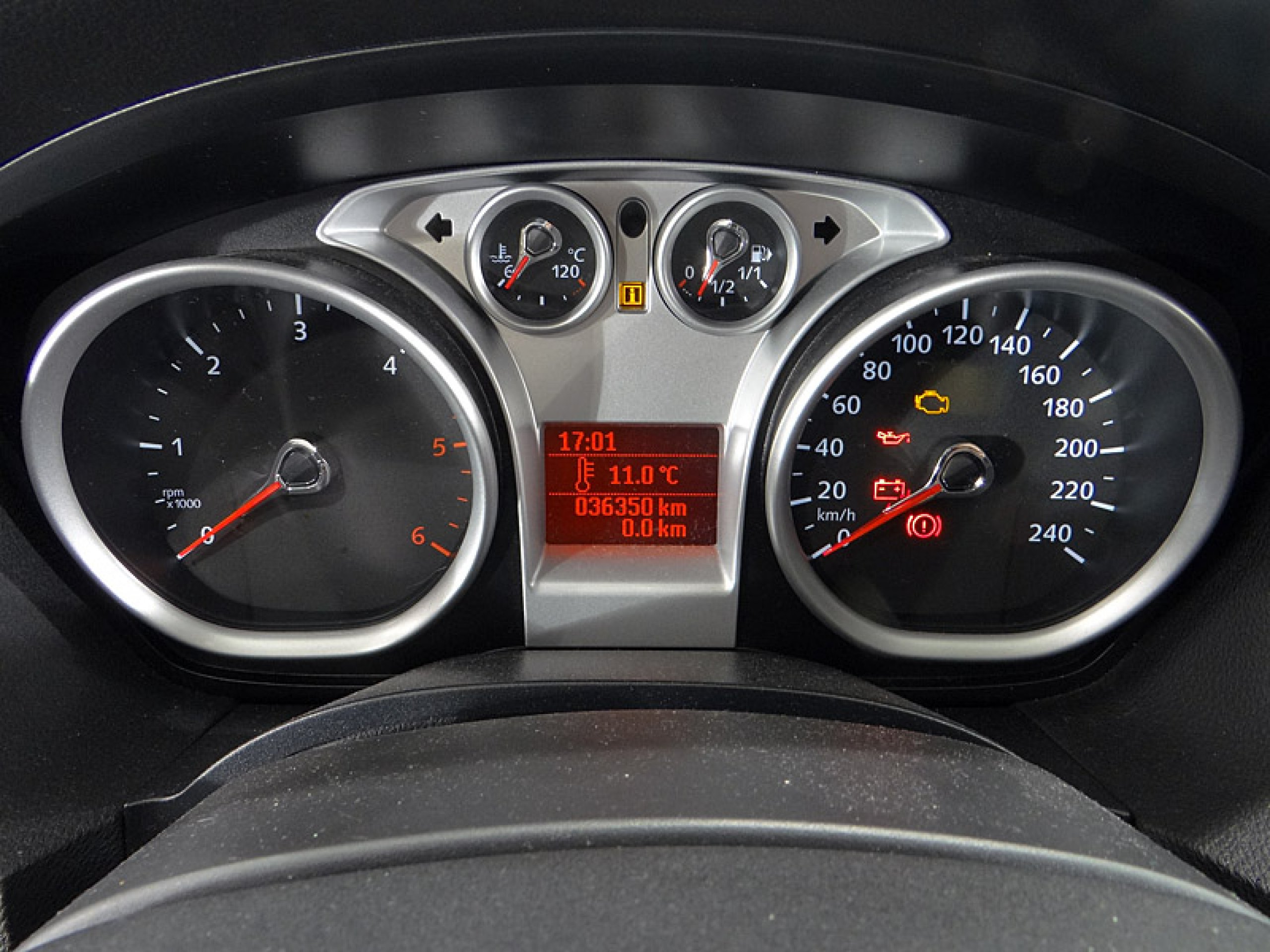 Foto Ford Kuga 35