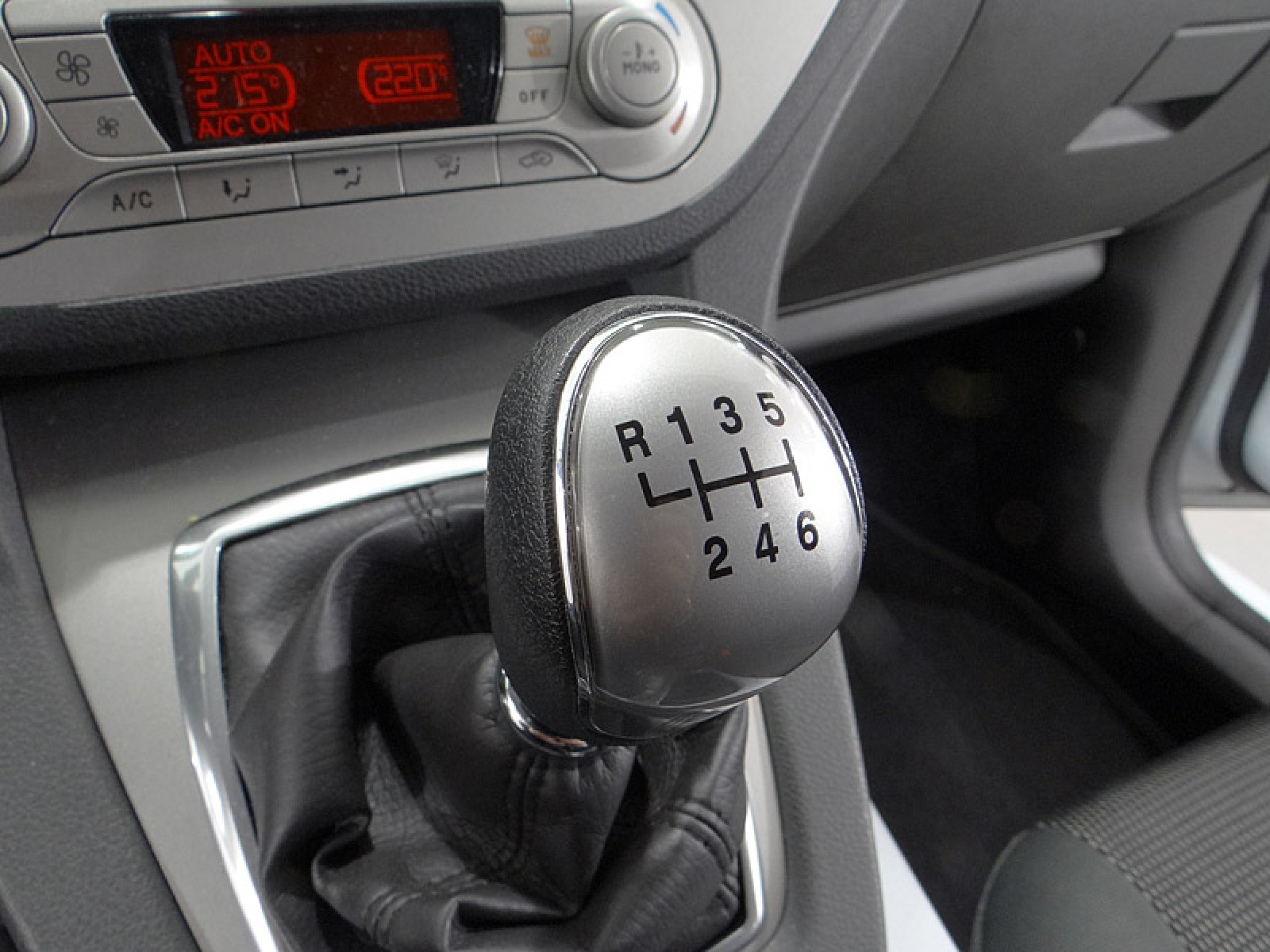 Foto Ford Kuga 37