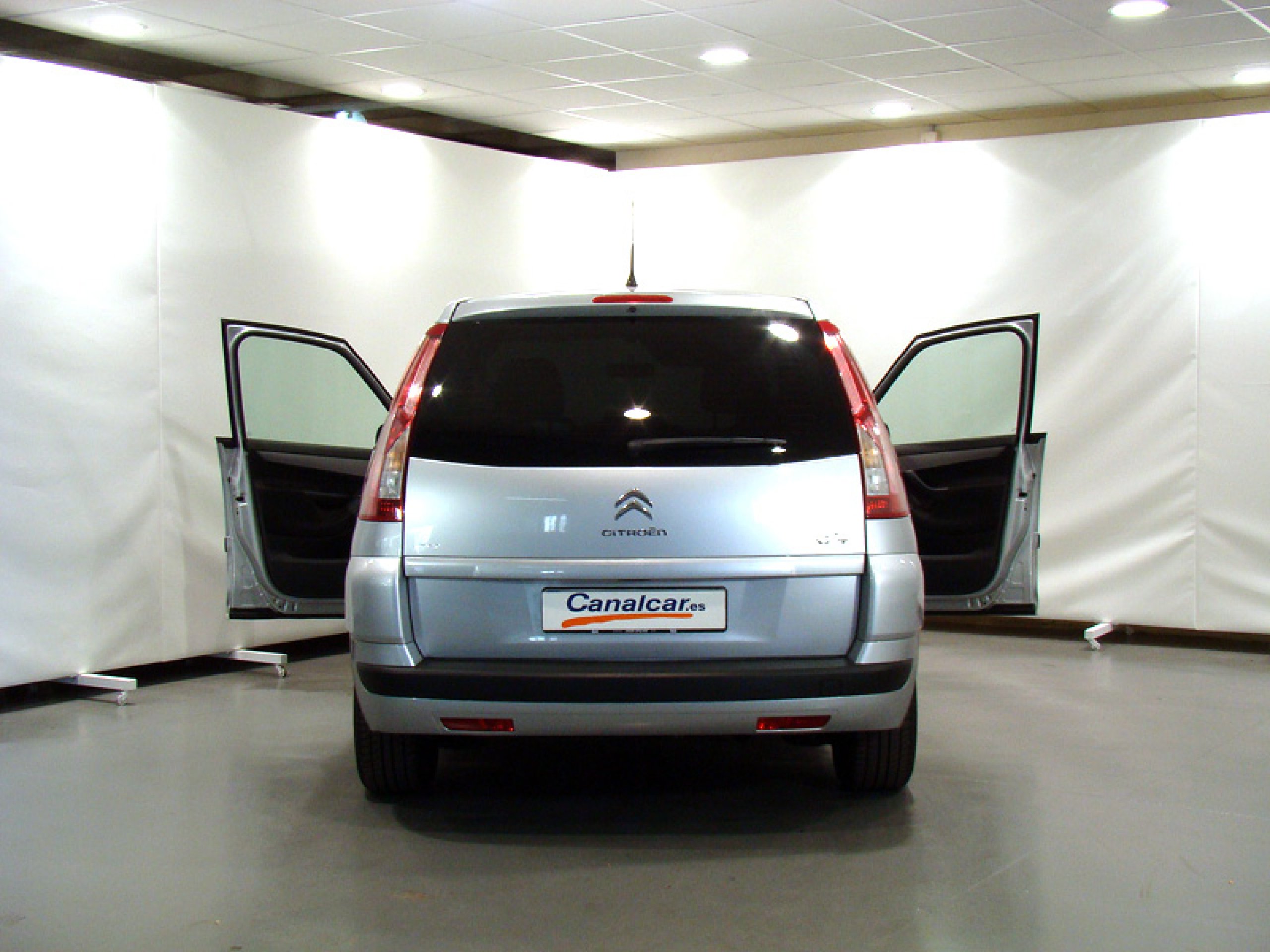 Foto Citroen Grand C4 Picasso 23
