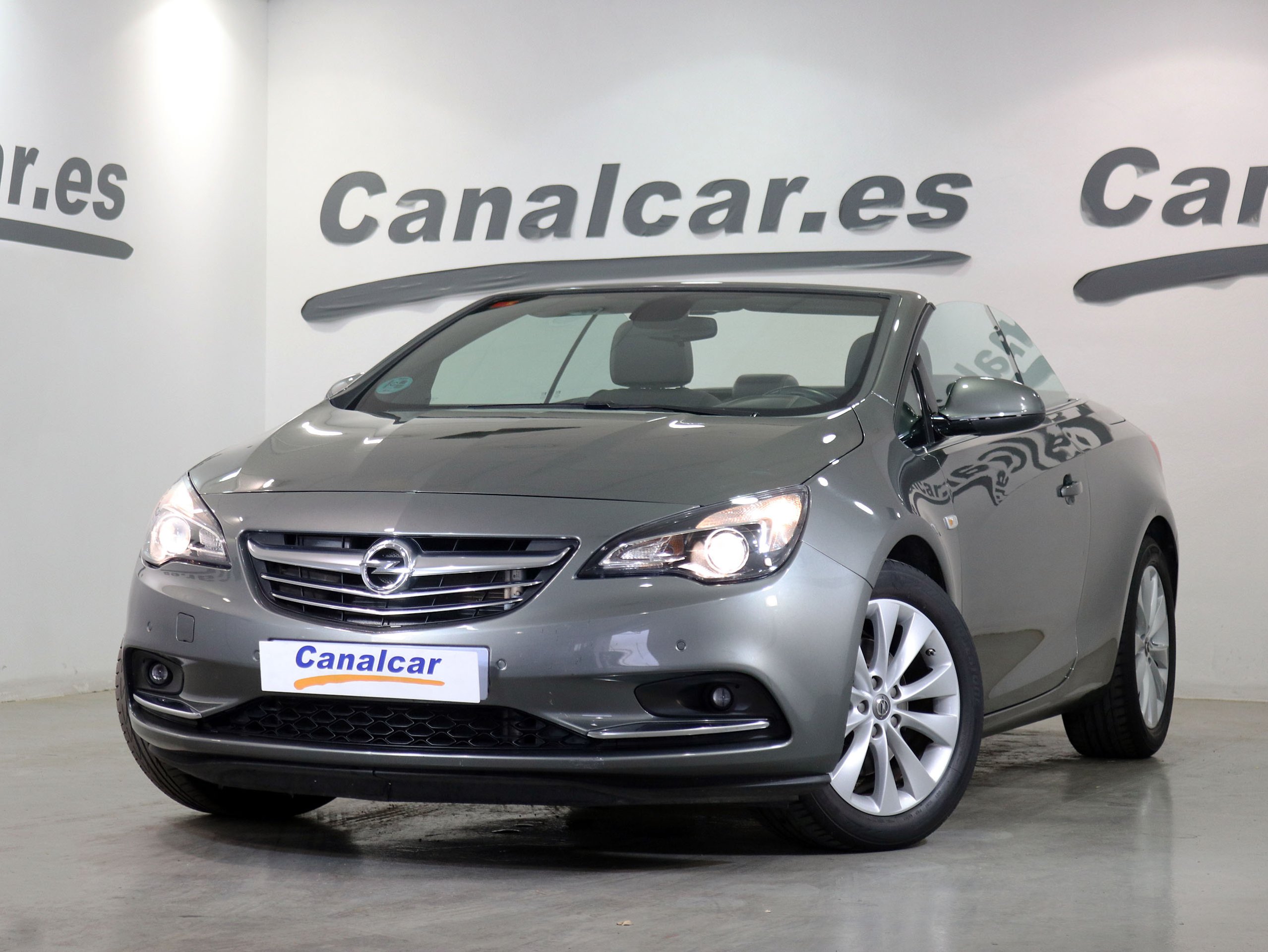 Foto Opel Cascada Cabrio 1