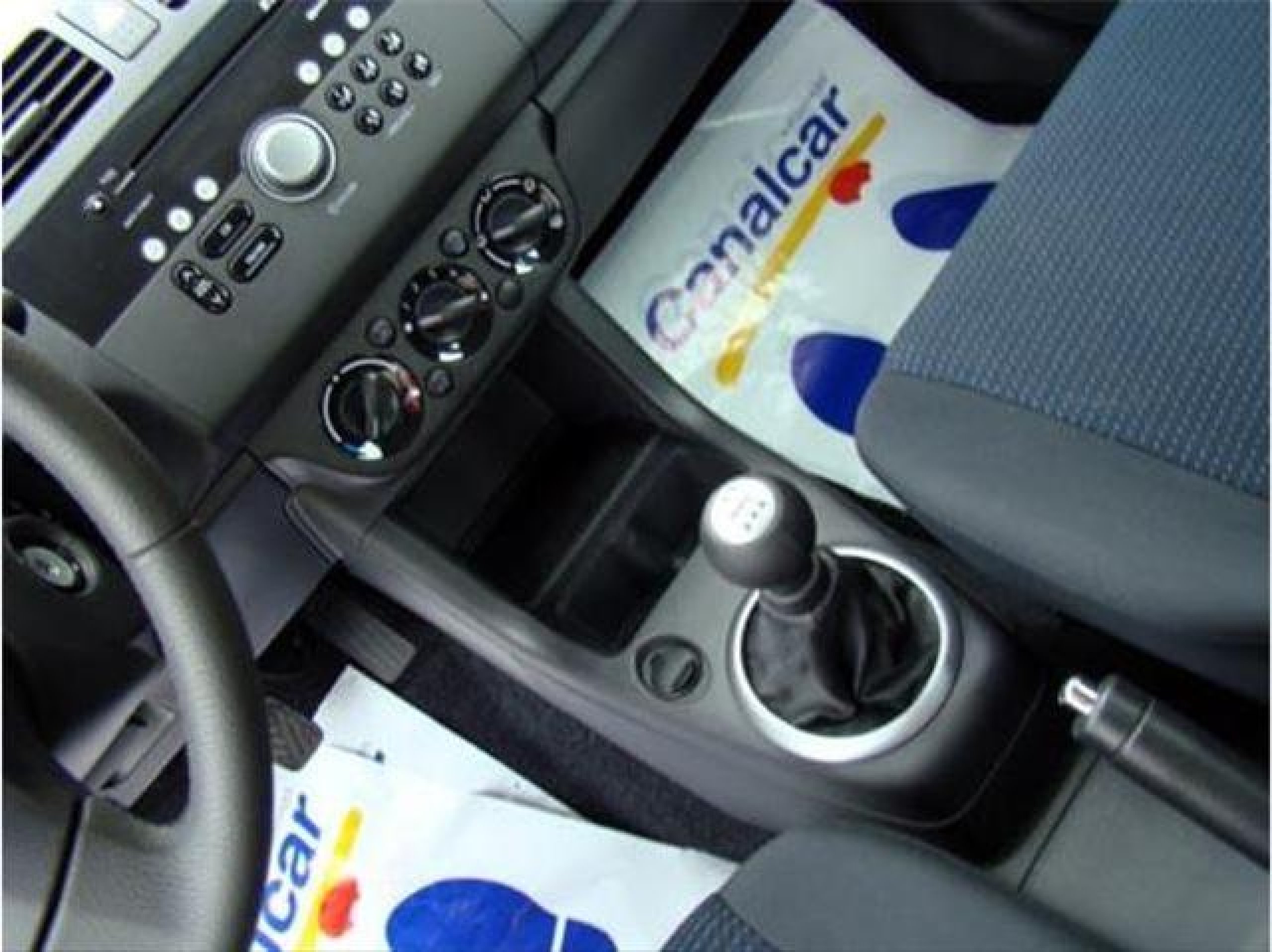 Foto Suzuki Swift 14