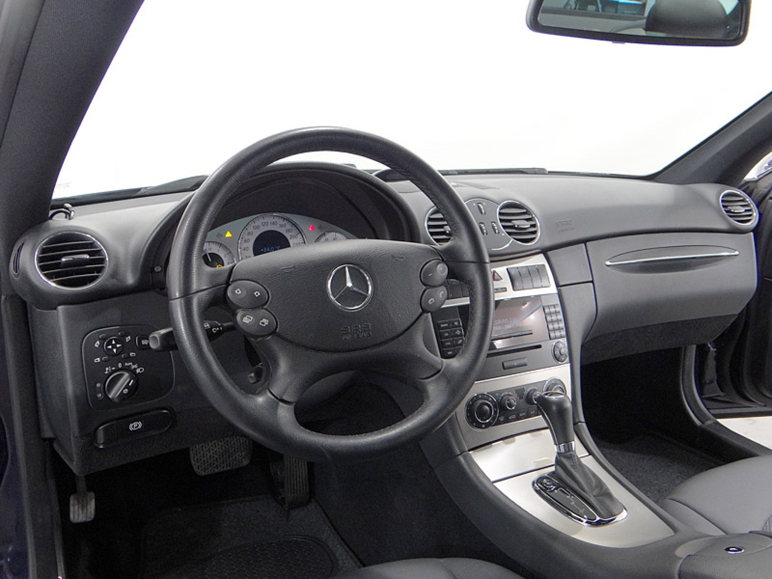 Foto Mercedes-Benz CLK 350 27