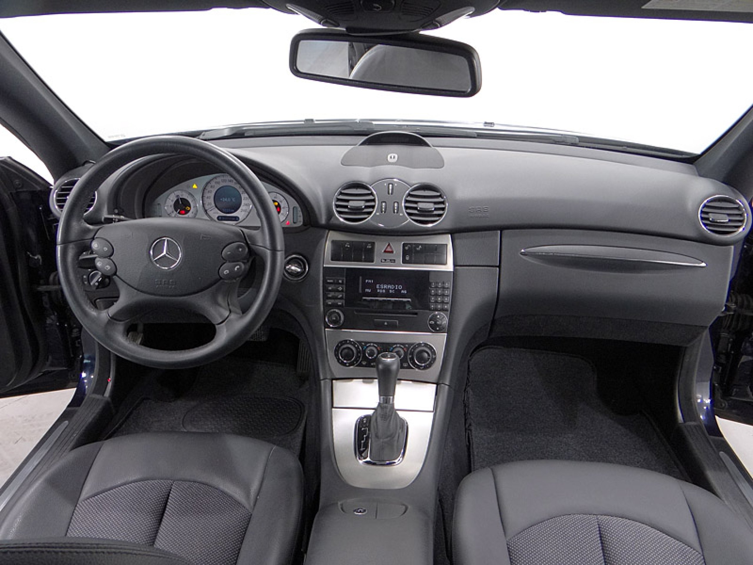 Foto Mercedes-Benz CLK 350 29