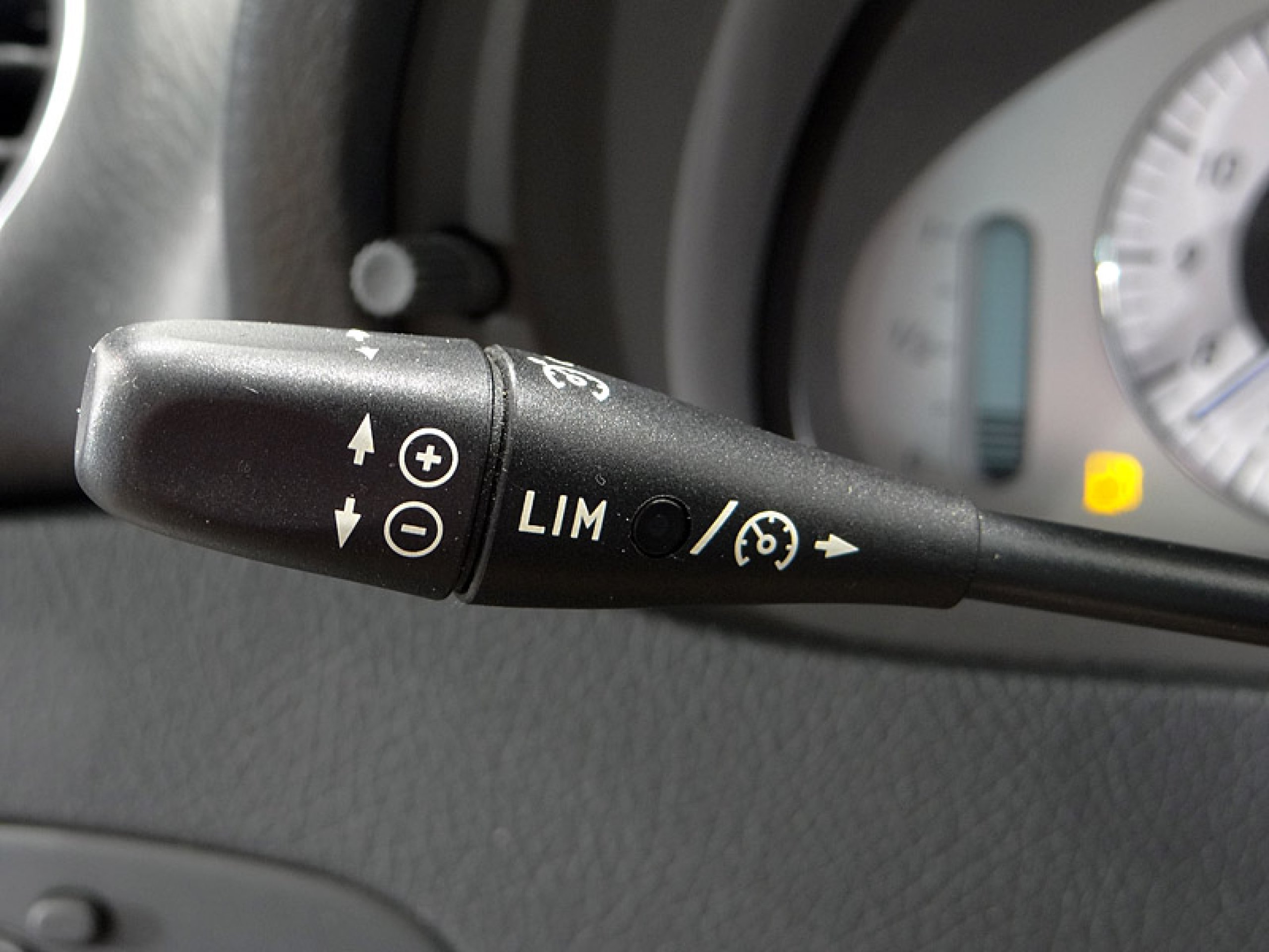 Foto Mercedes-Benz CLK 350 36