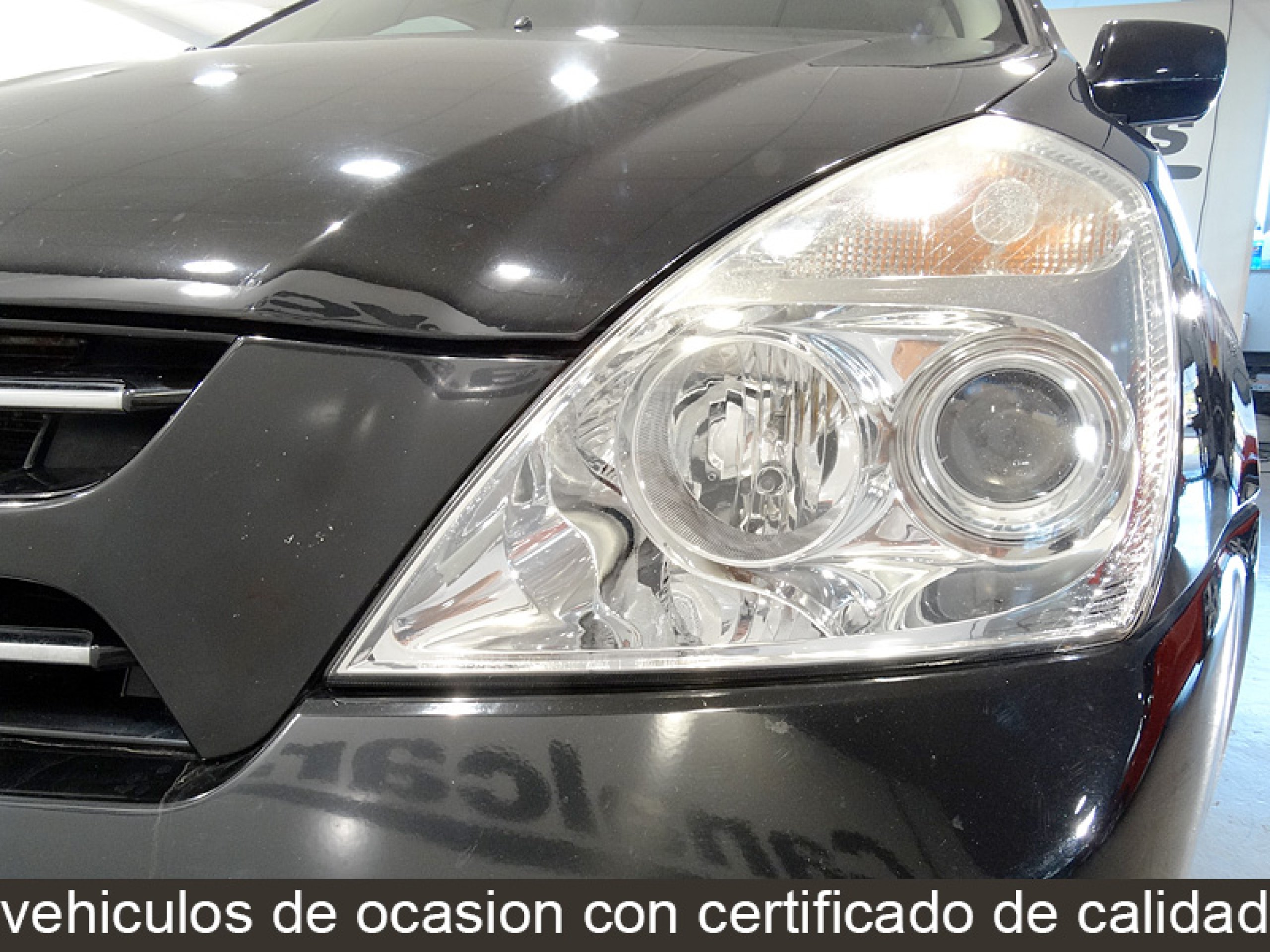 Foto Kia Carnival 16