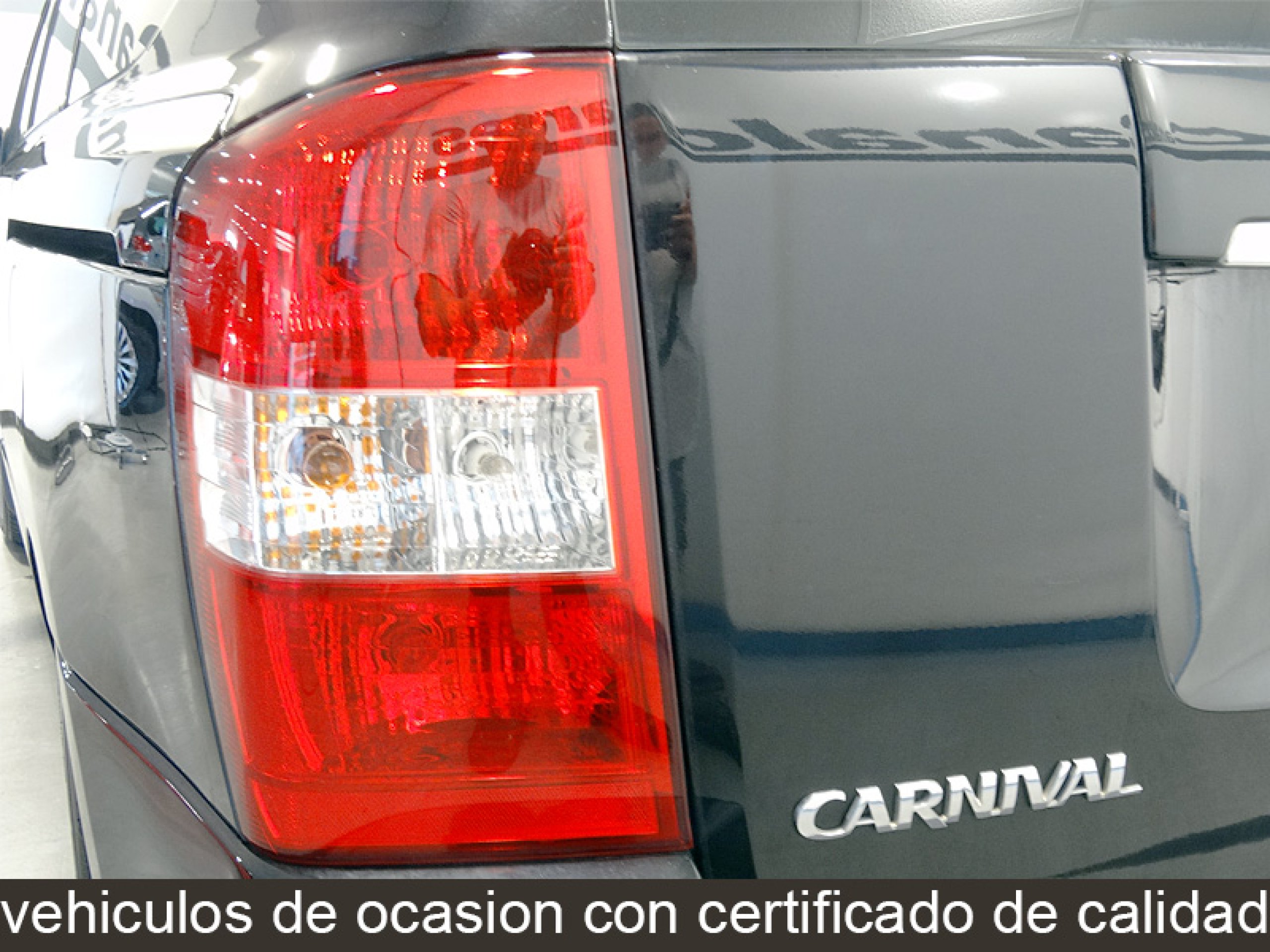 Foto Kia Carnival 17