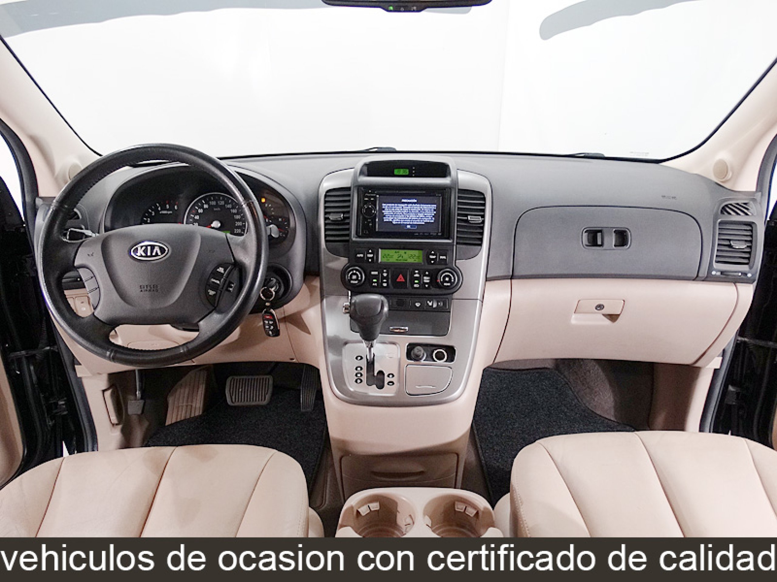 Foto Kia Carnival 30