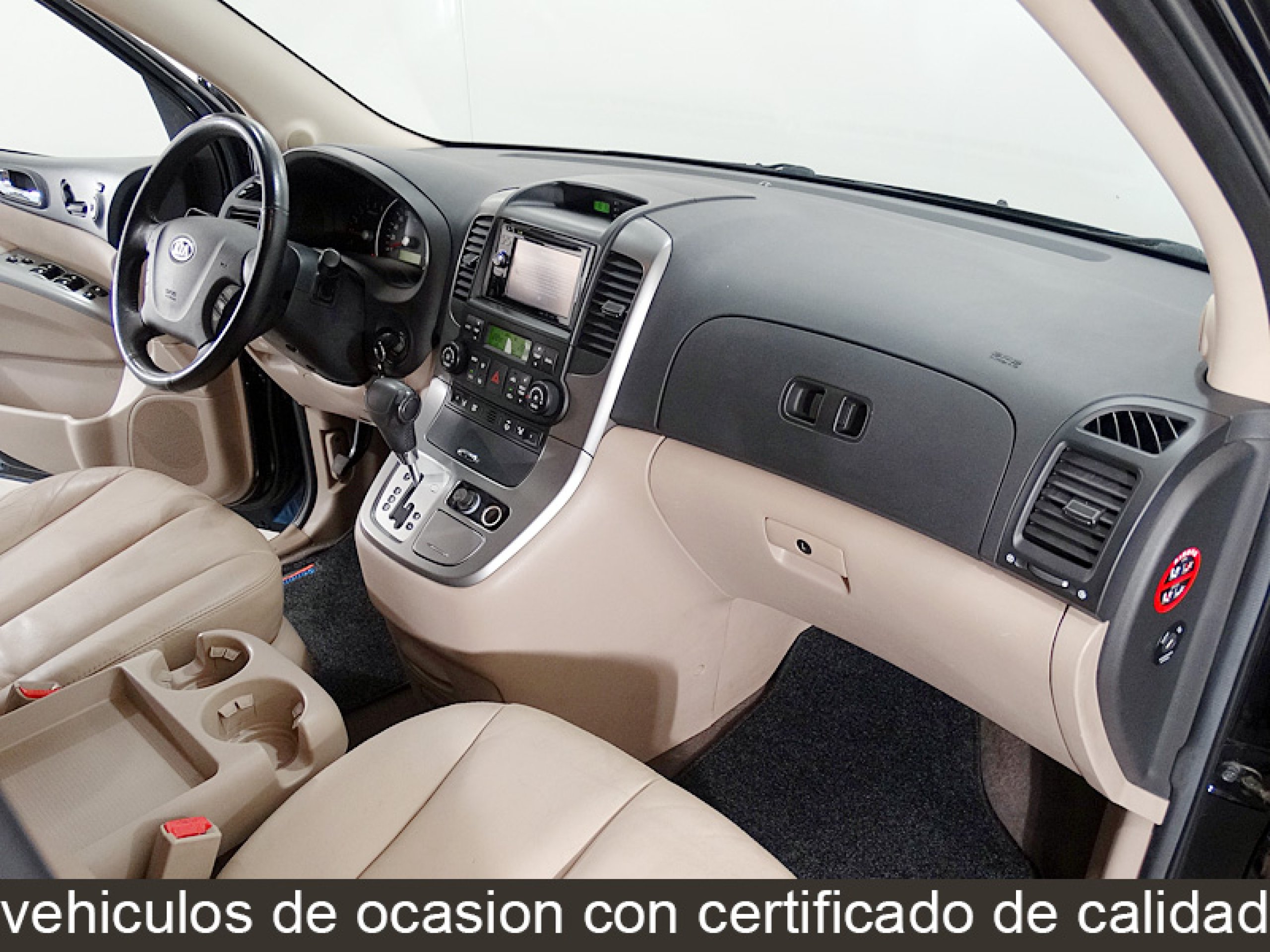 Foto Kia Carnival 31