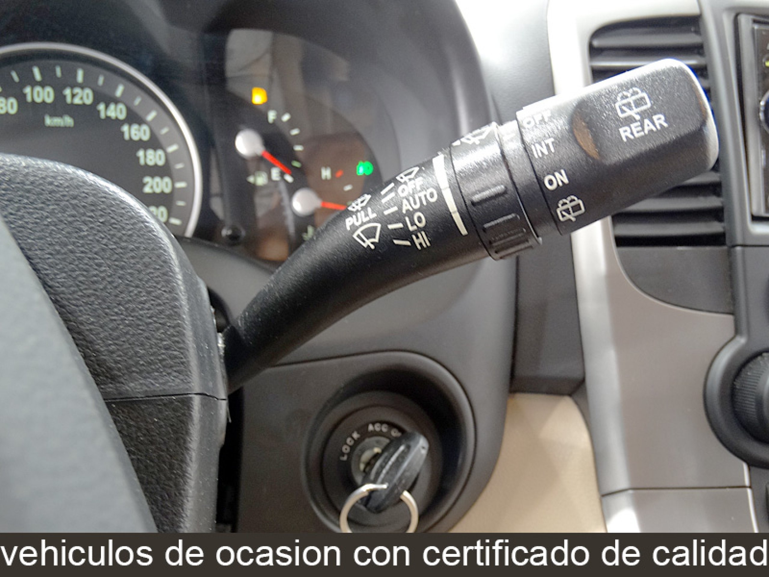 Foto Kia Carnival 37