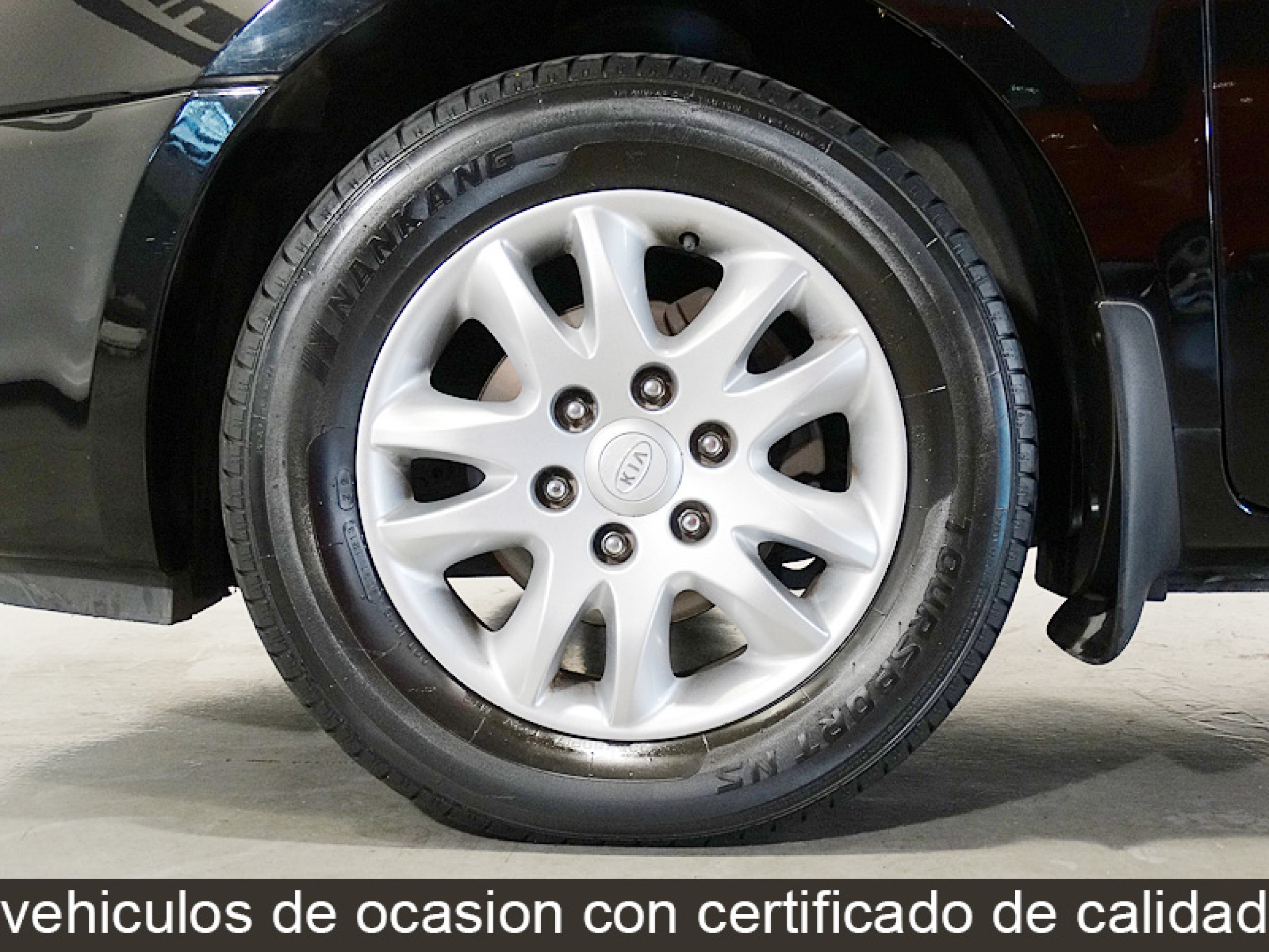Foto Kia Carnival 47