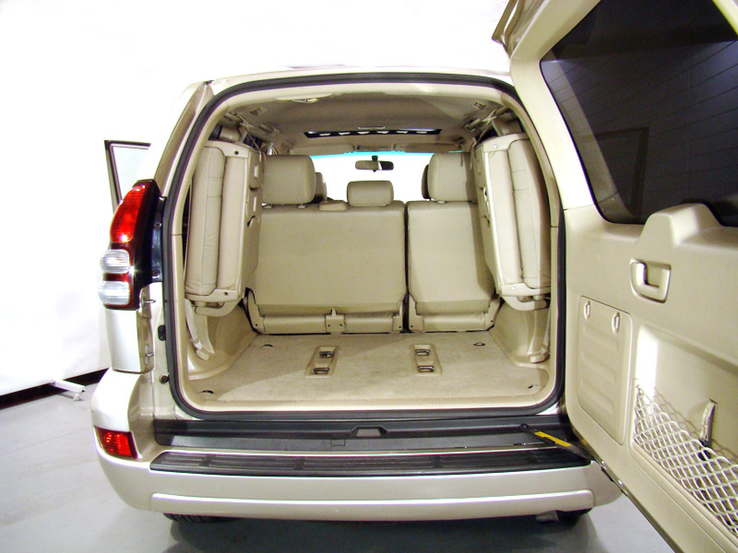 Foto Toyota Land Cruiser 18