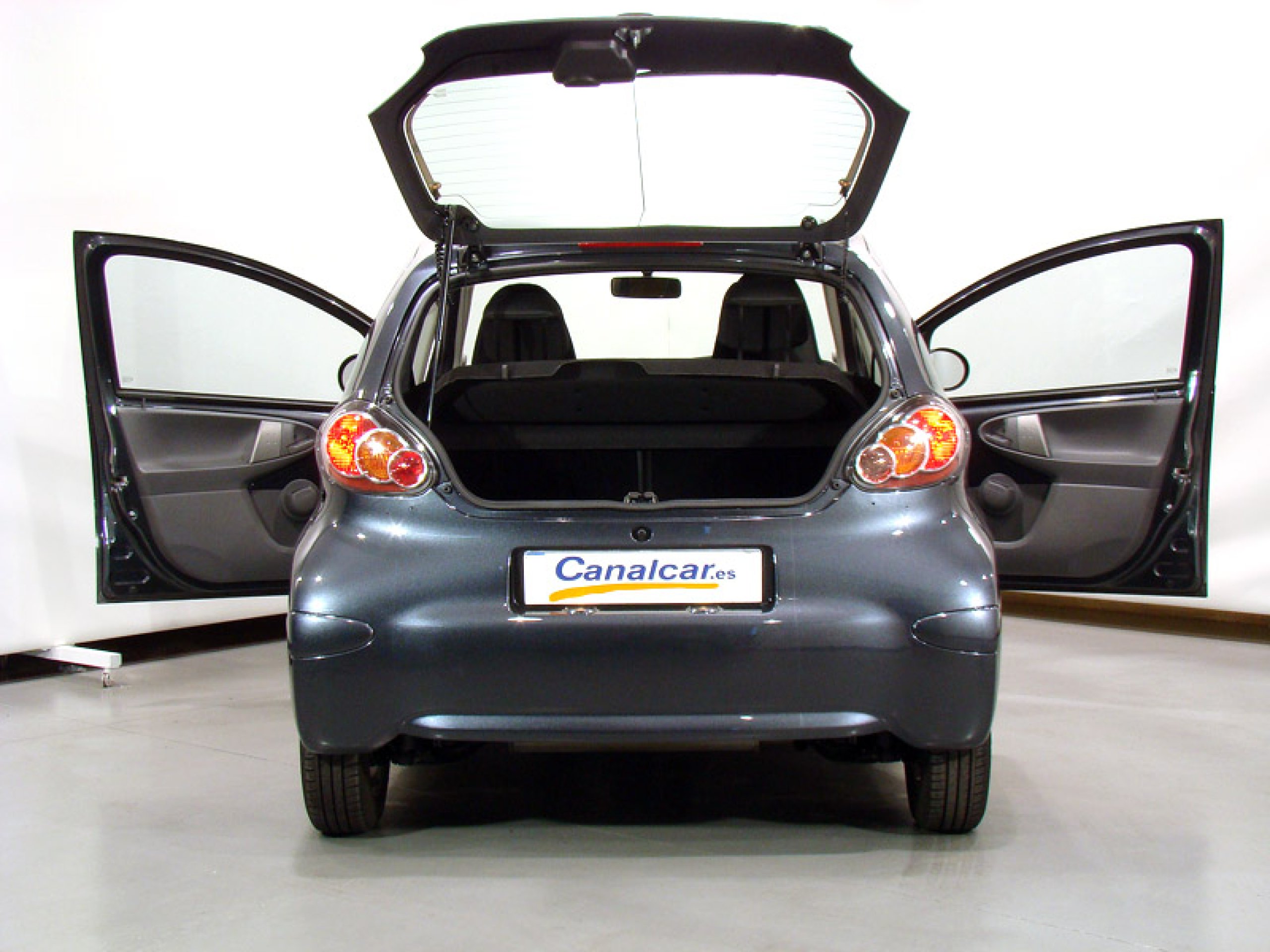 Foto Toyota Aygo 10