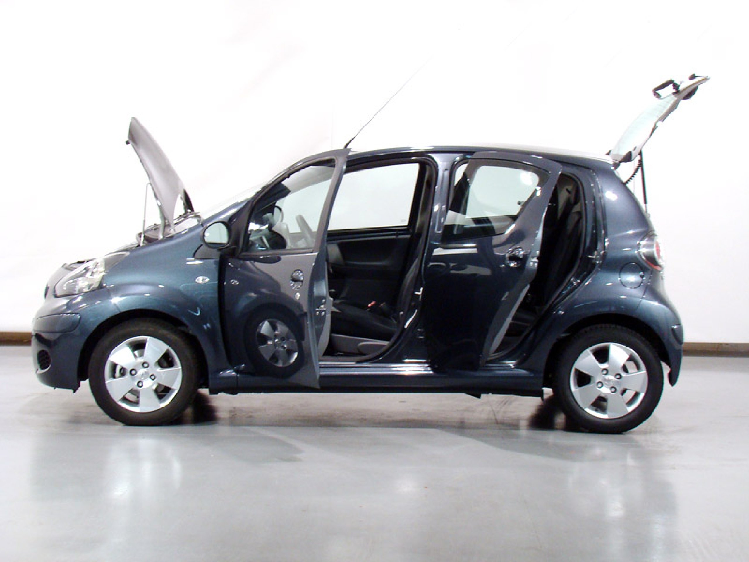 Foto Toyota Aygo 14