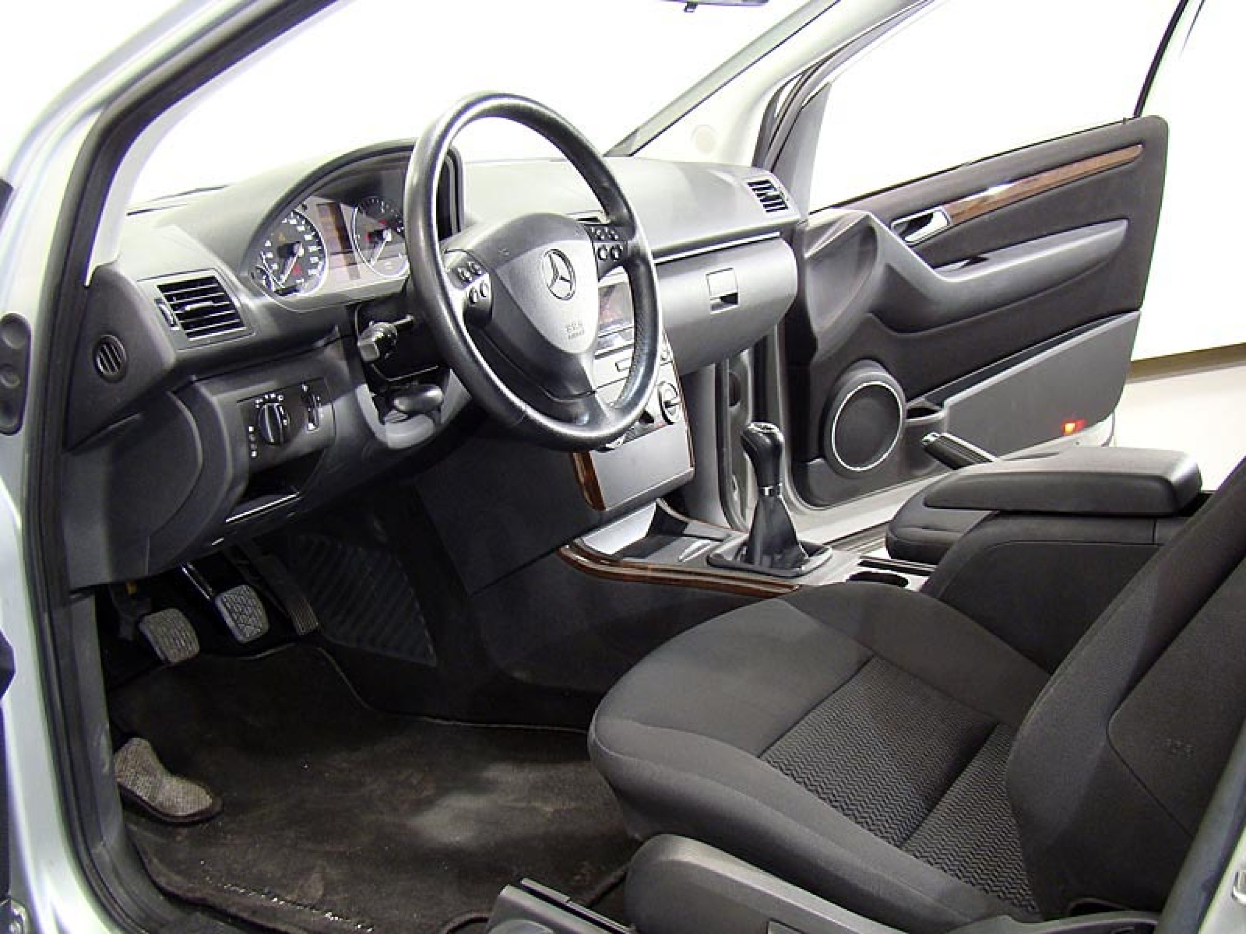 Foto Mercedes-Benz A 200 13