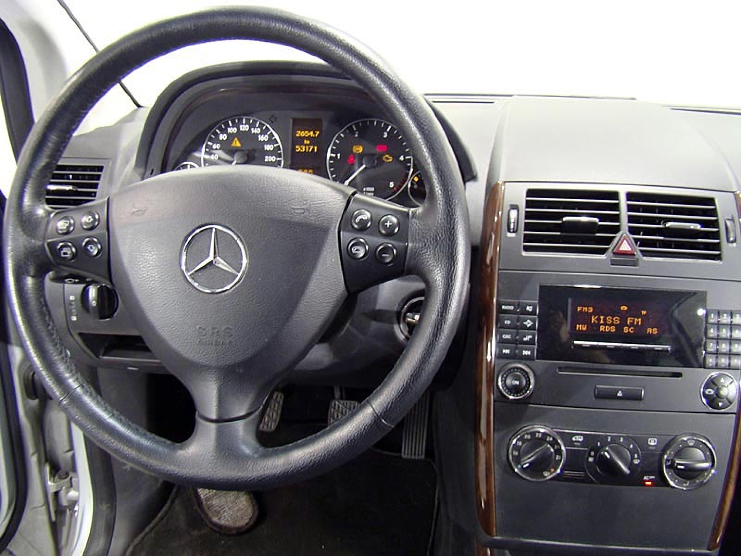 Foto Mercedes-Benz A 200 16