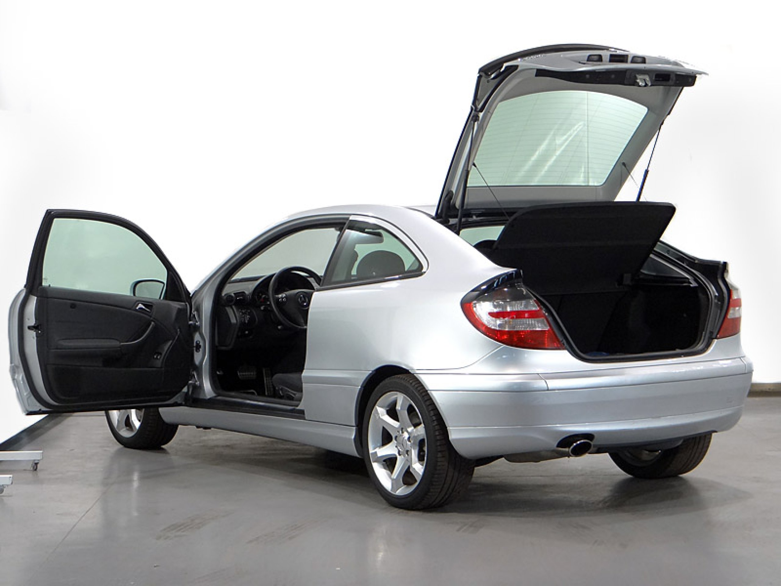 Foto Mercedes-Benz C 180 12