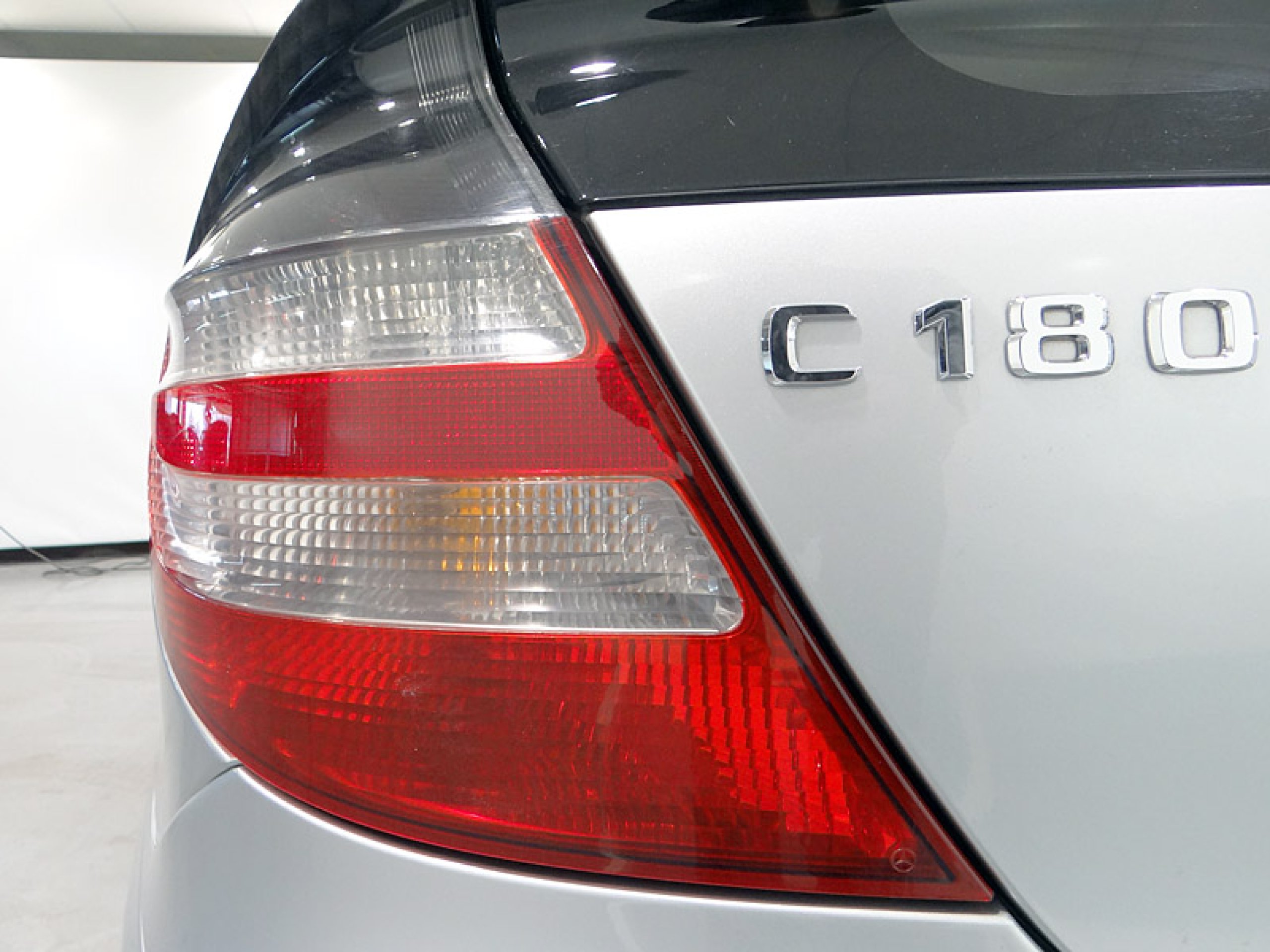 Foto Mercedes-Benz C 180 15
