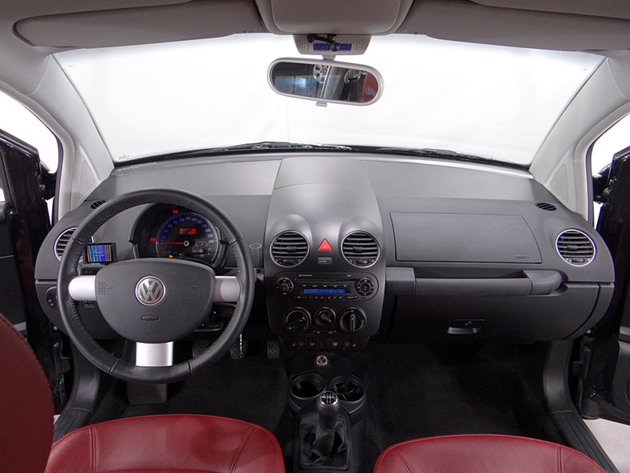 Foto Volkswagen New Beetle 30