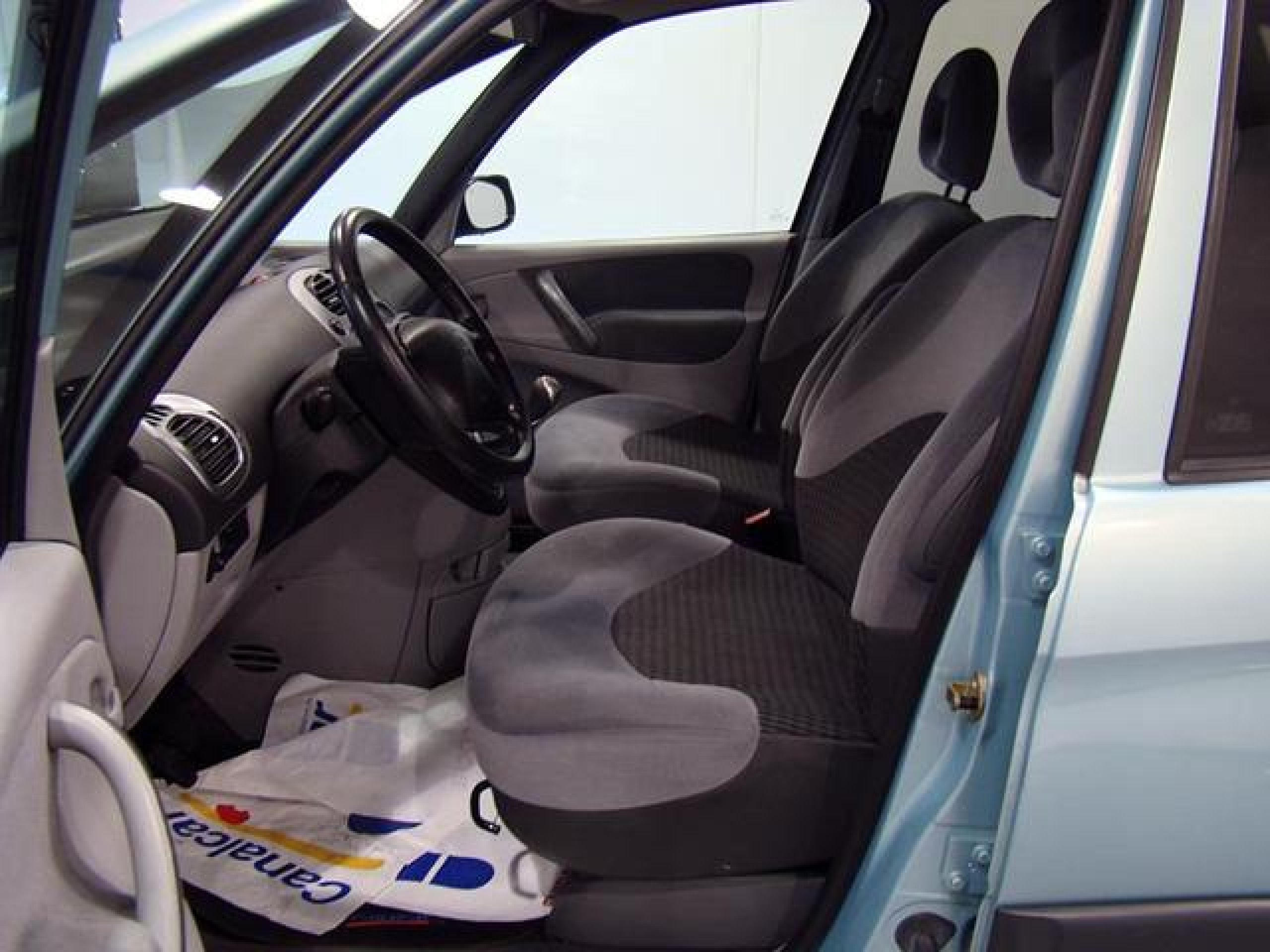 Foto Citroen Xsara Picasso 10 Foto Citroen Xsara Picasso 10