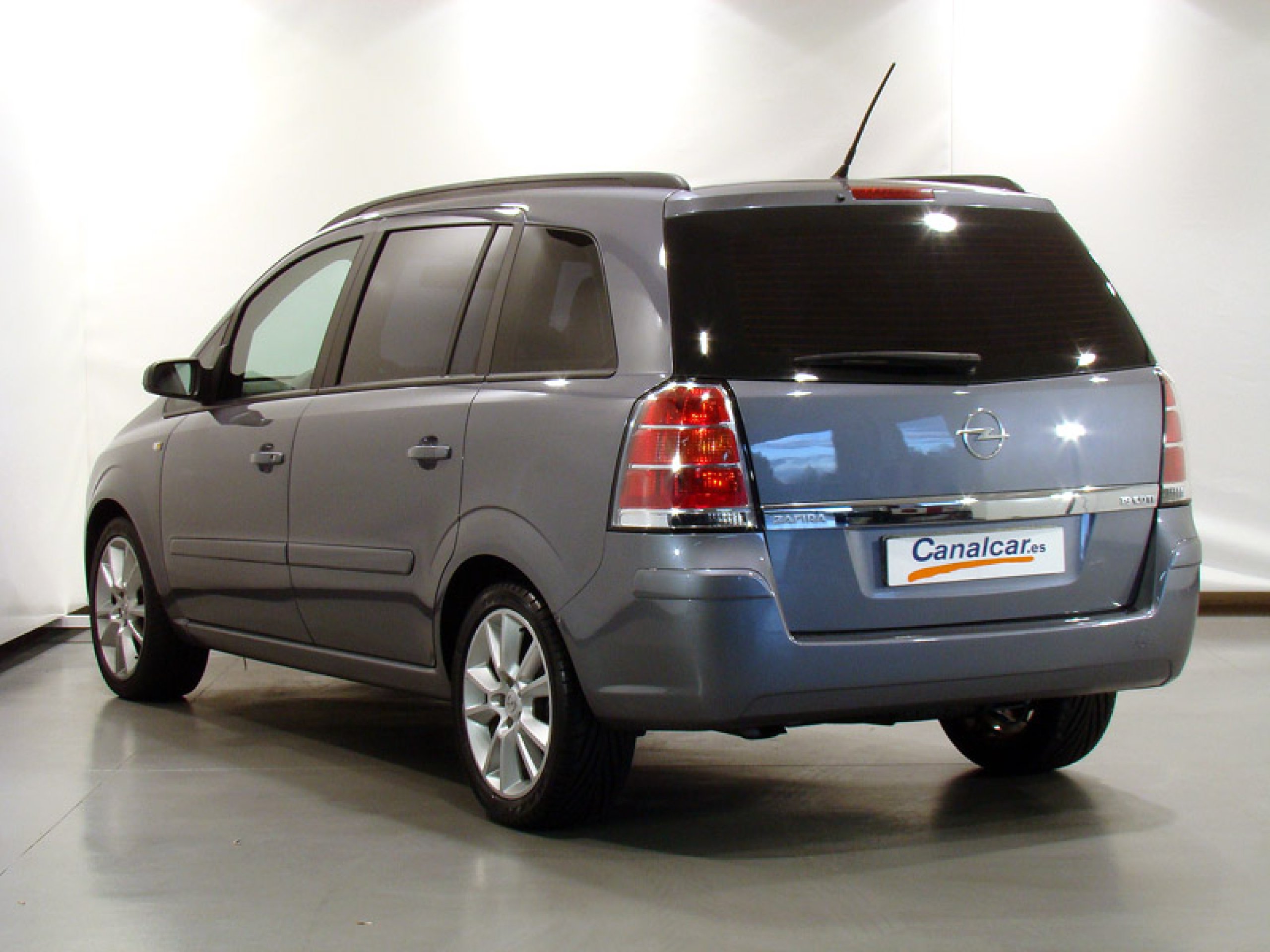 Foto Opel Zafira 12