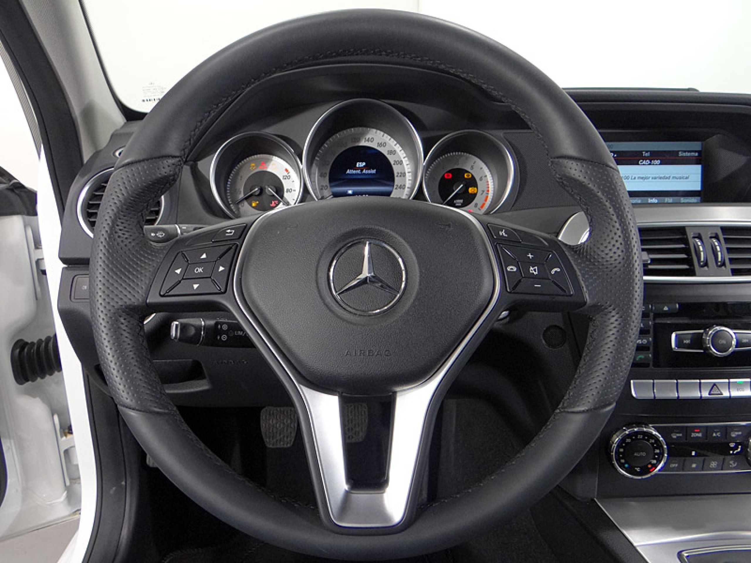 Foto Mercedes-Benz C 180 36