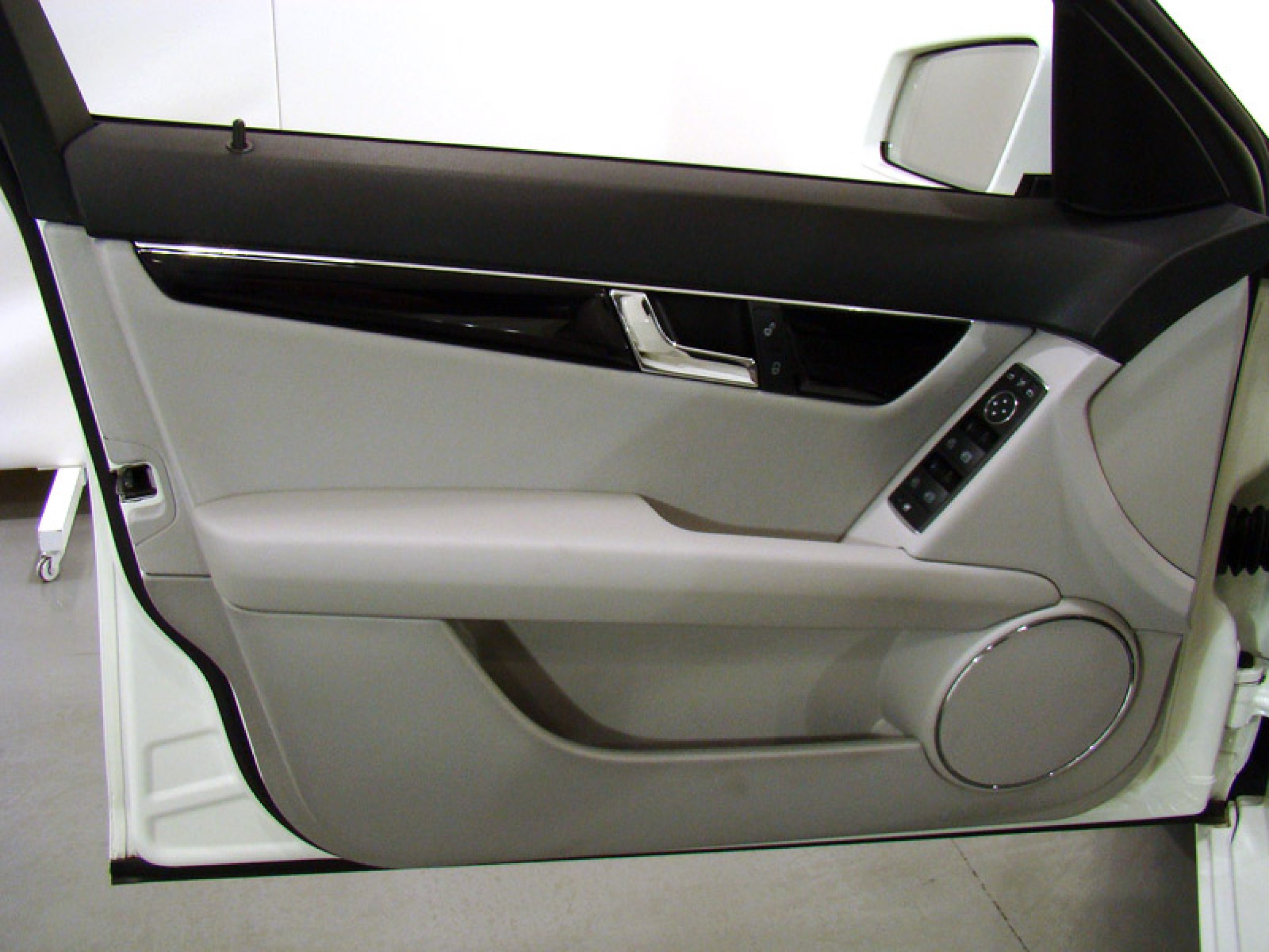 Foto Mercedes-Benz C 220 27