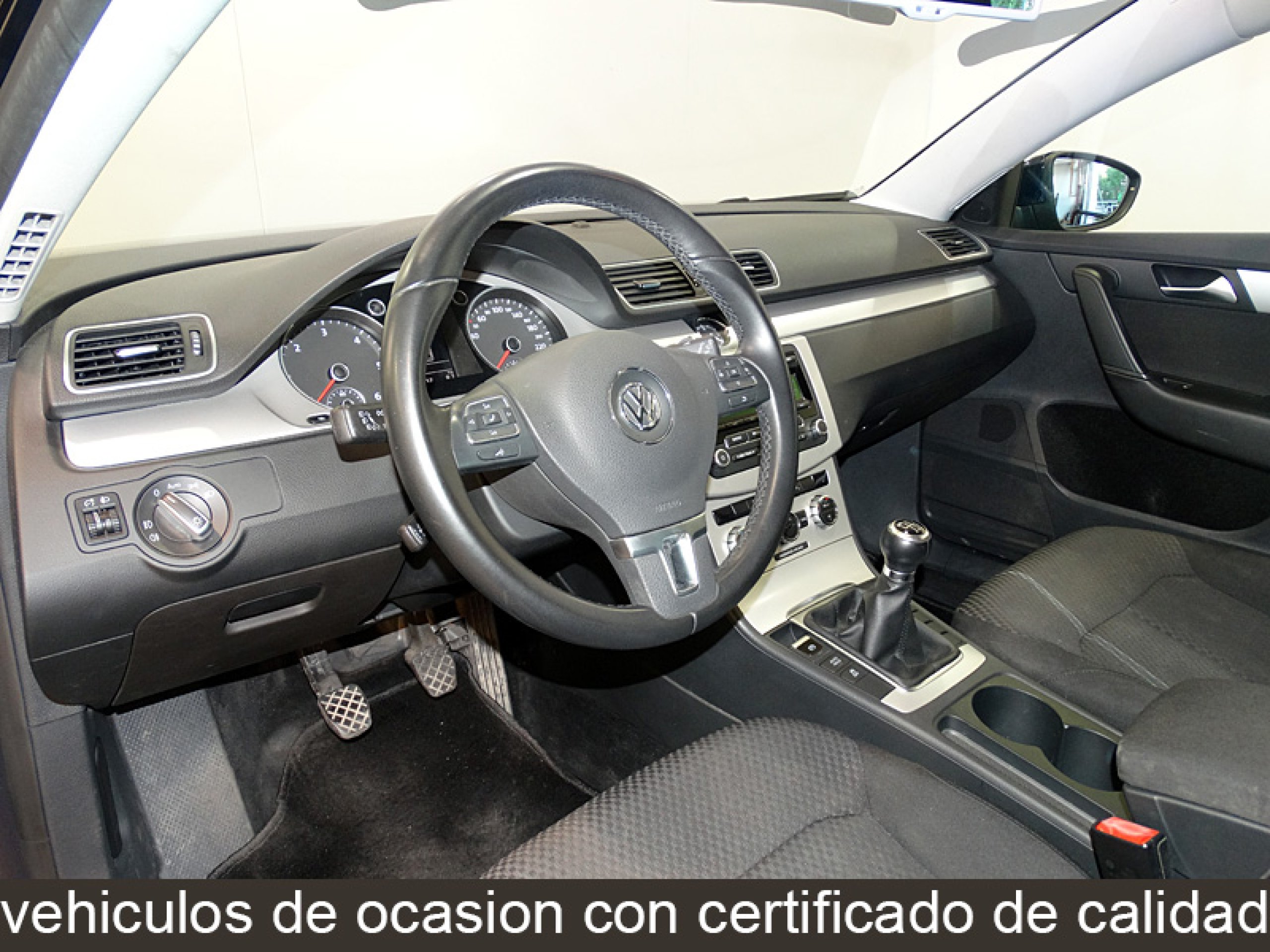 Foto Volkswagen Passat 14