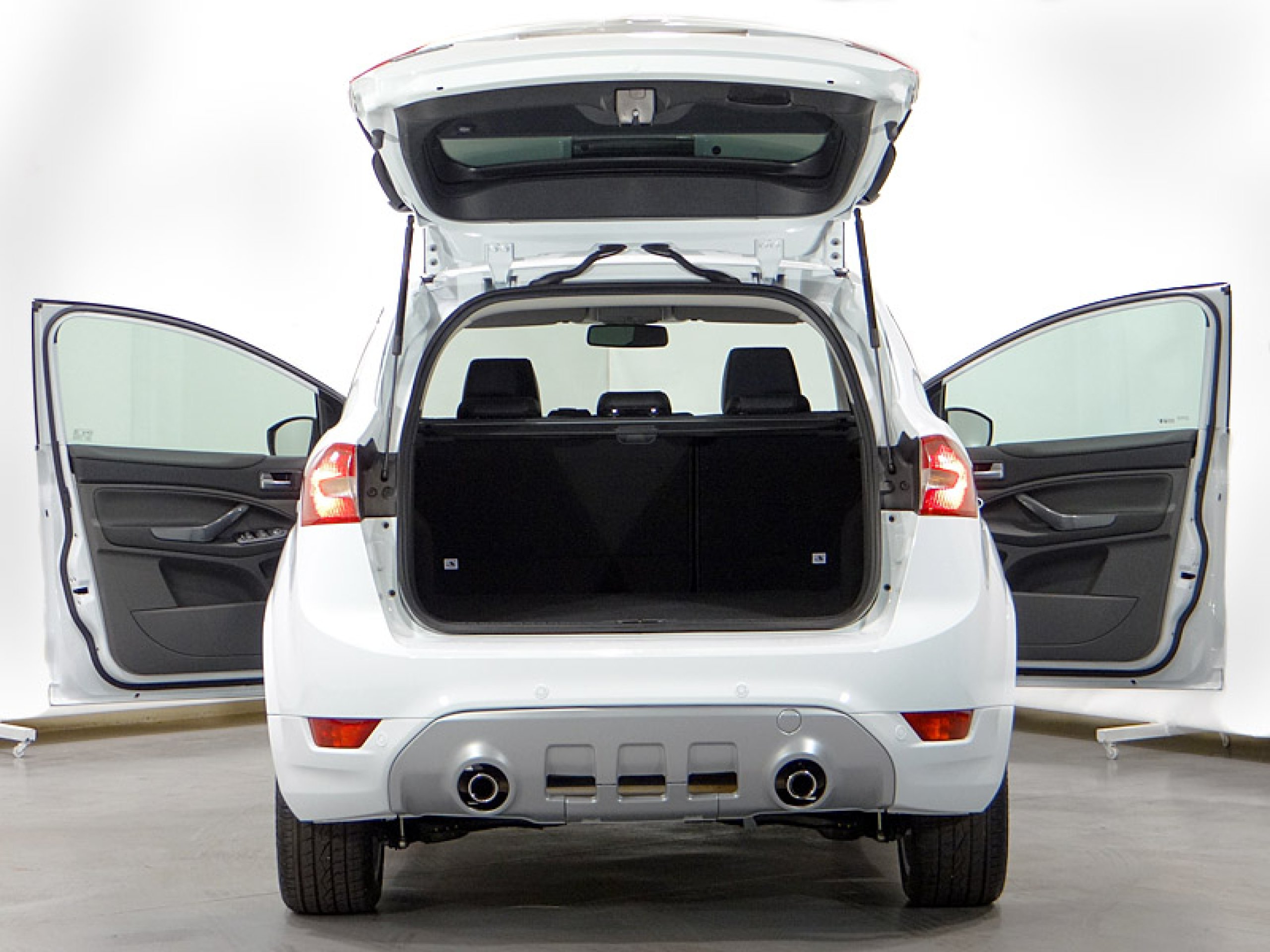 Foto Ford Kuga 10