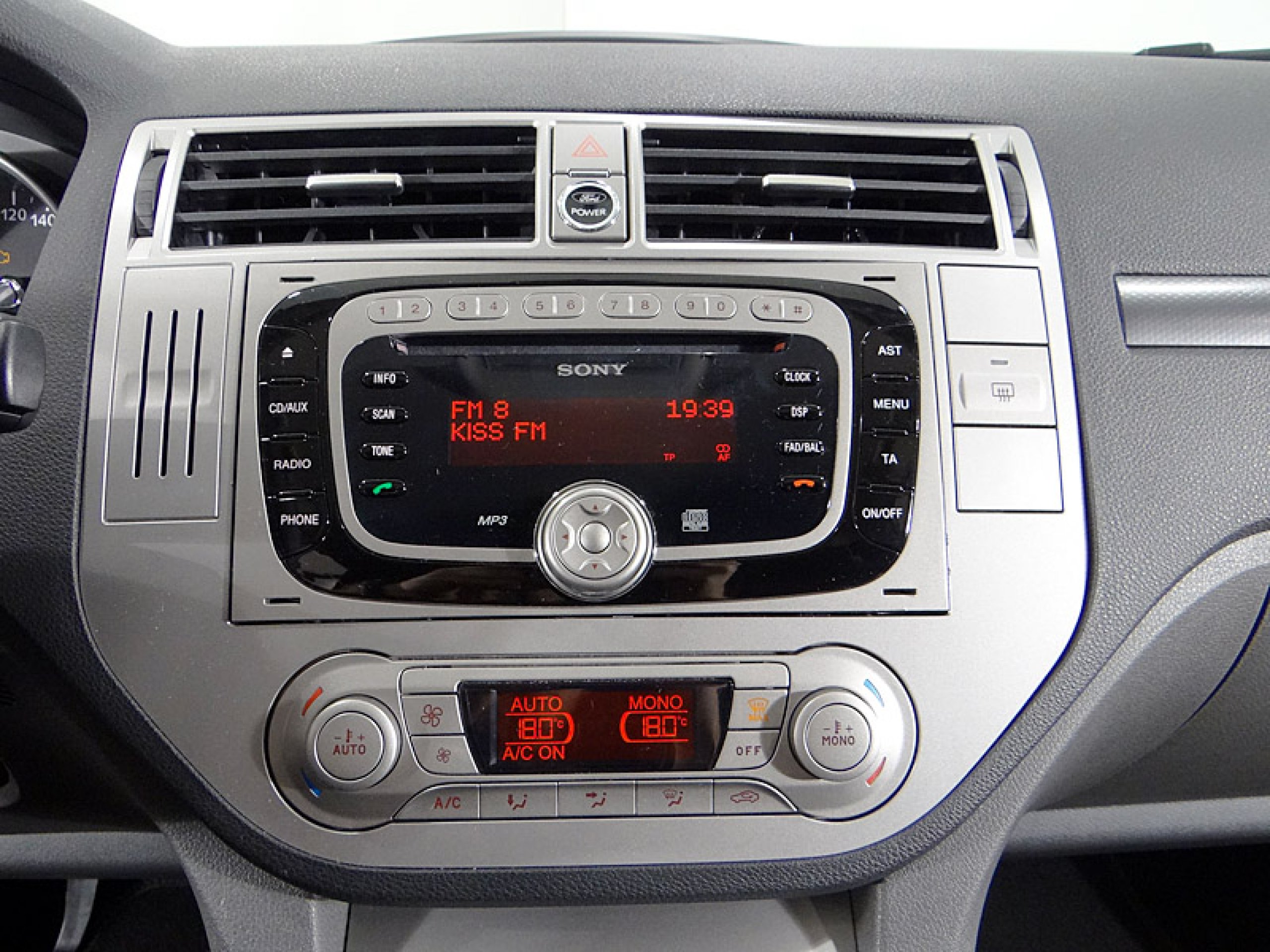 Foto Ford Kuga 33
