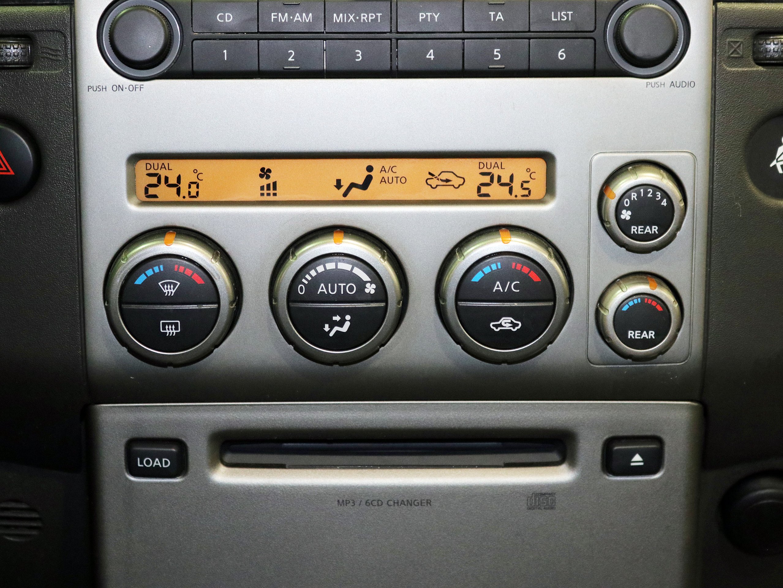 Foto Nissan Pathfinder 30
