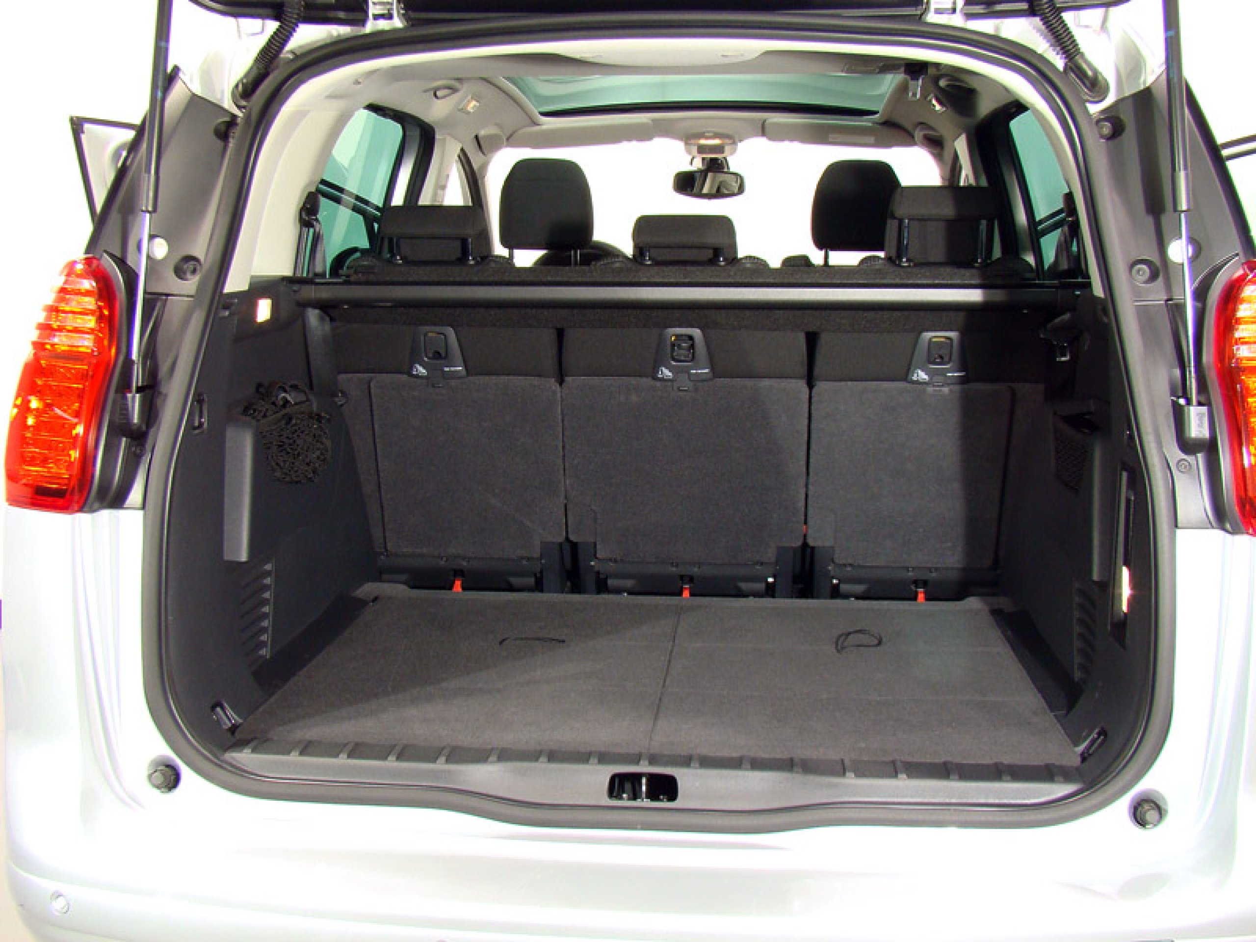 Foto Peugeot 5008 17