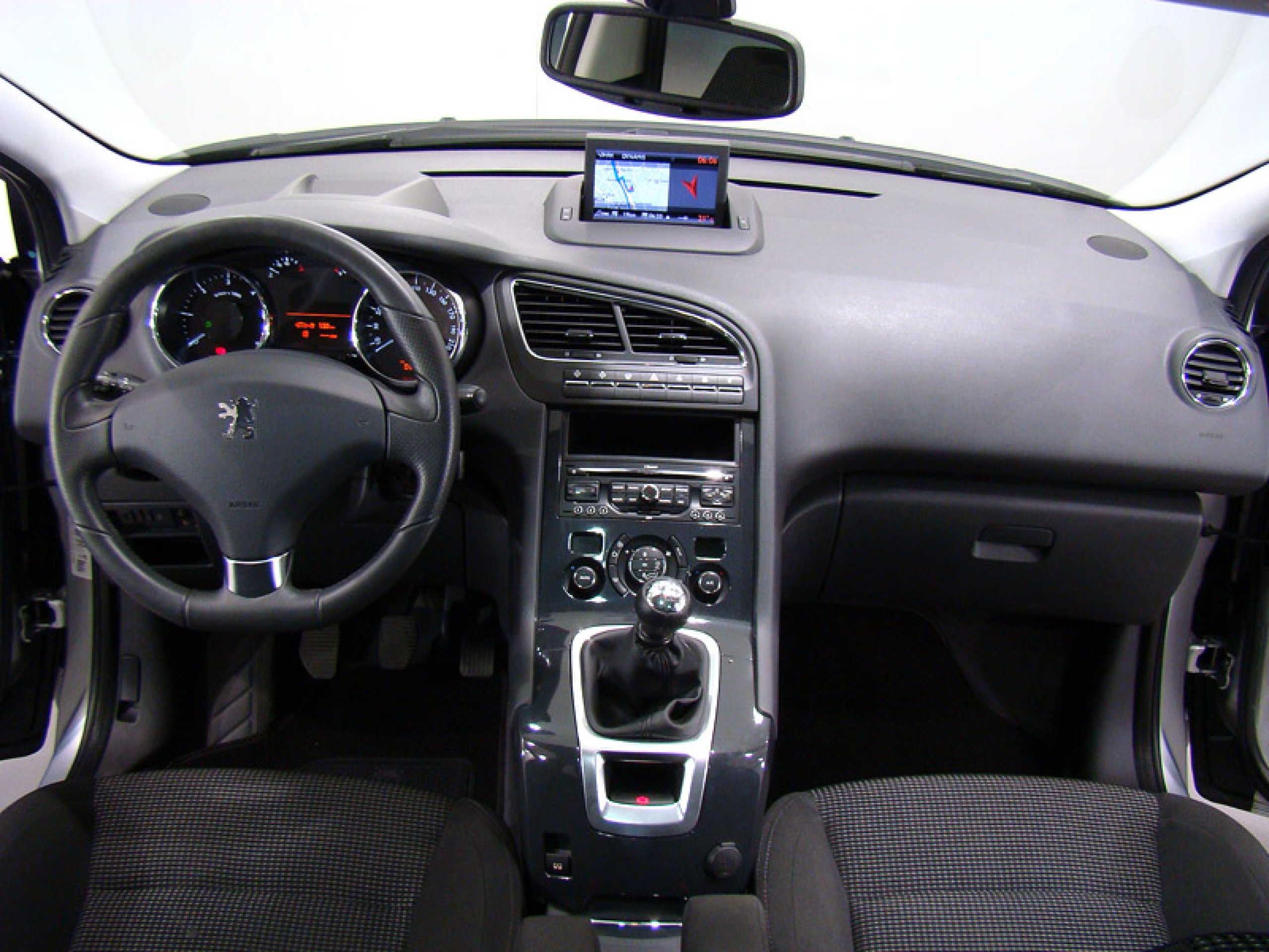 Foto Peugeot 5008 30