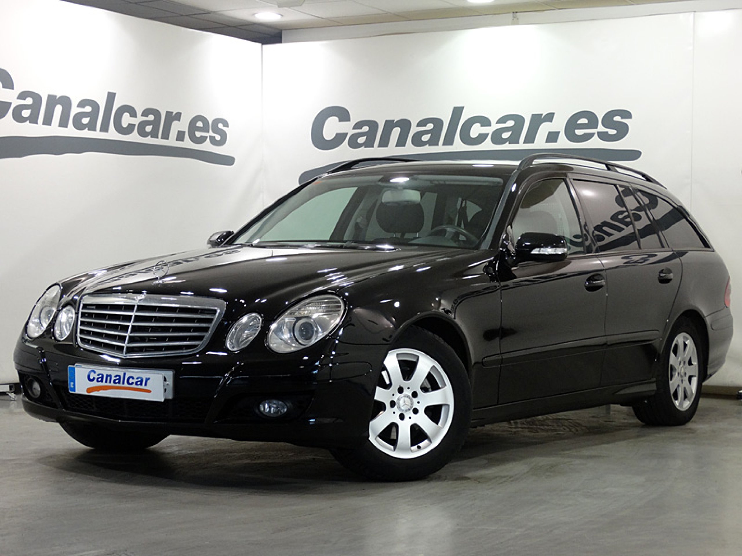 Foto Mercedes-Benz E 200 1