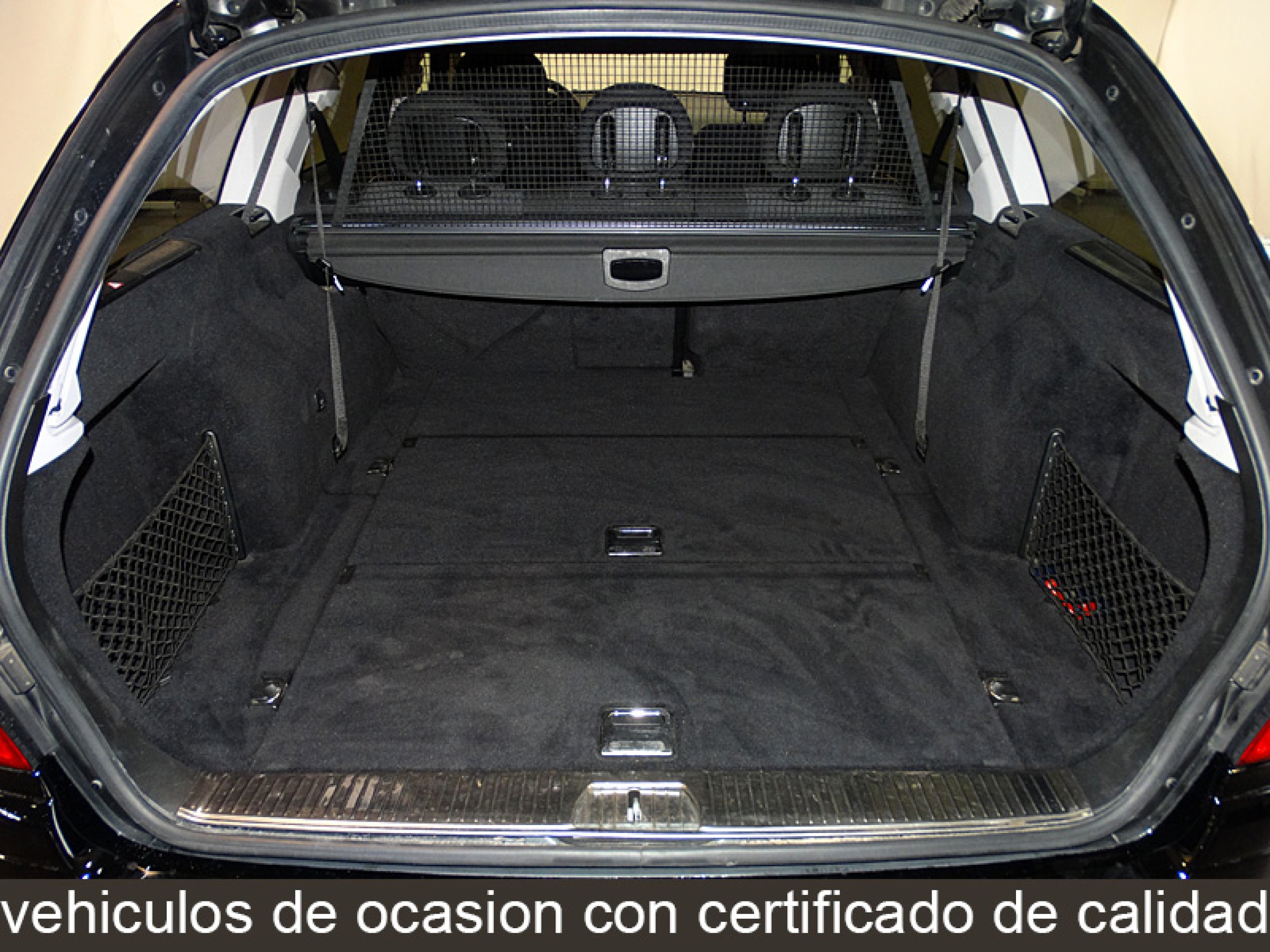 Foto Mercedes-Benz E 200 8