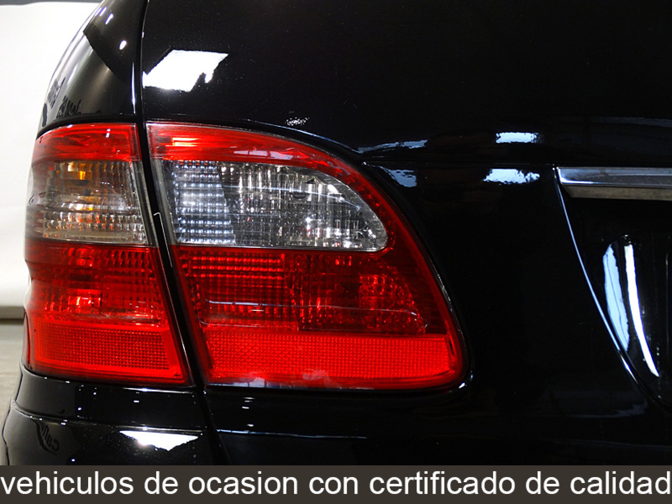 Foto Mercedes-Benz E 200 9