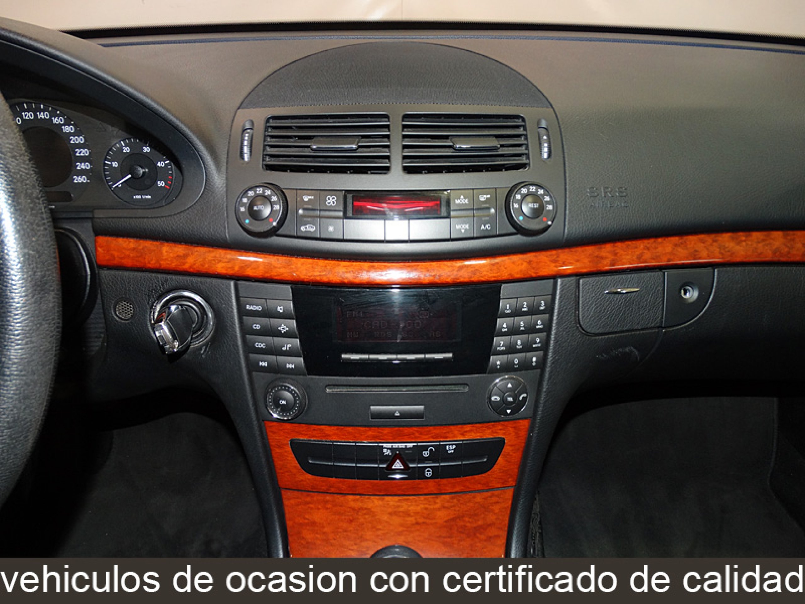 Foto Mercedes-Benz E 200 19